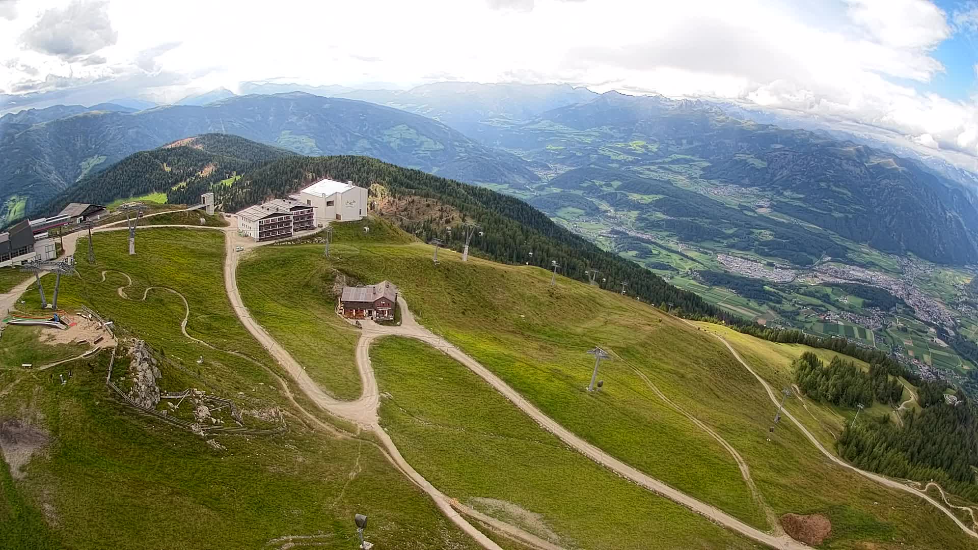 Skigebiet Kronplatz Gipfel | Blick auf Bruneck