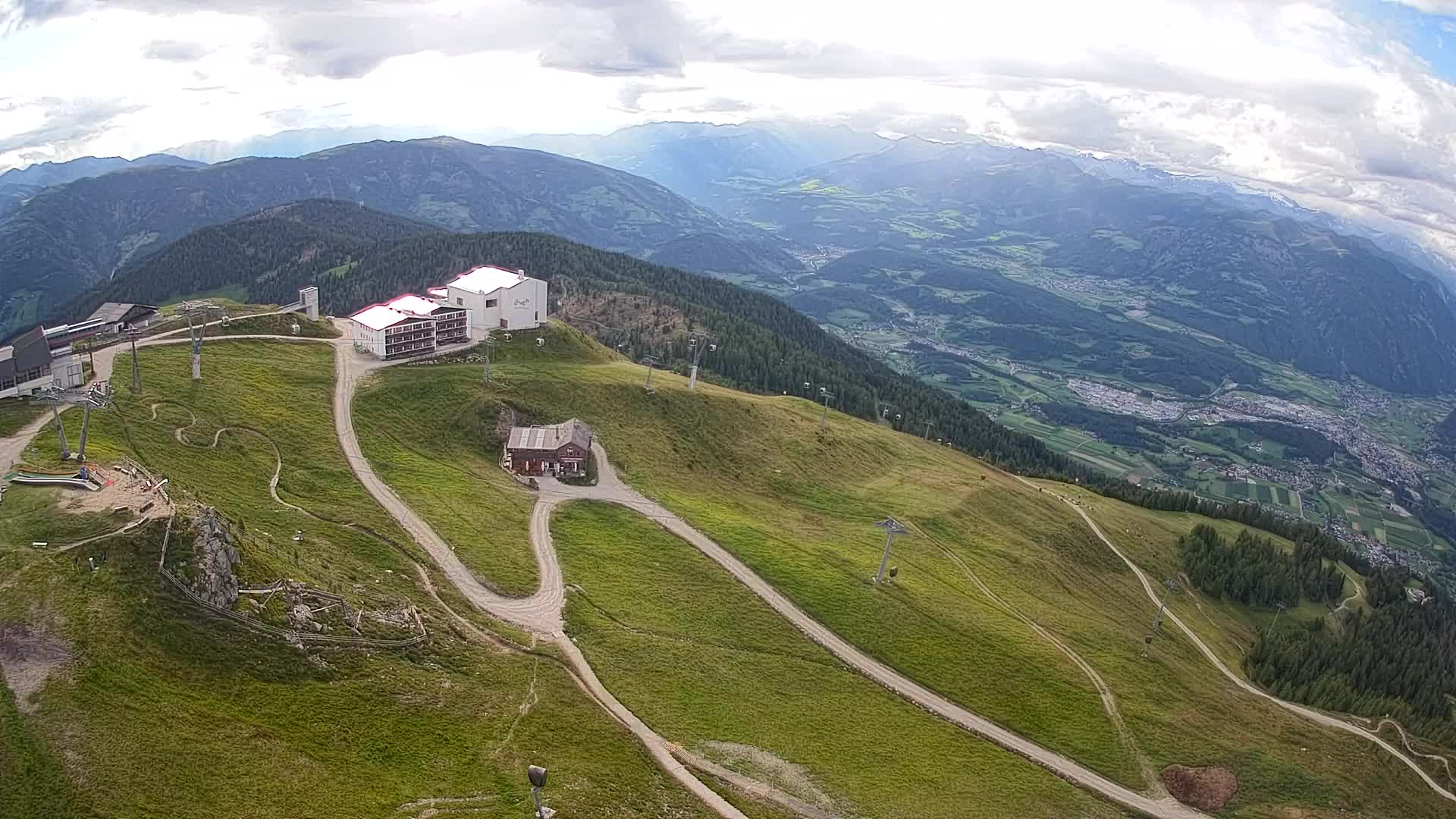 Station de ski Kronplatz sommet | vue sur Brunico