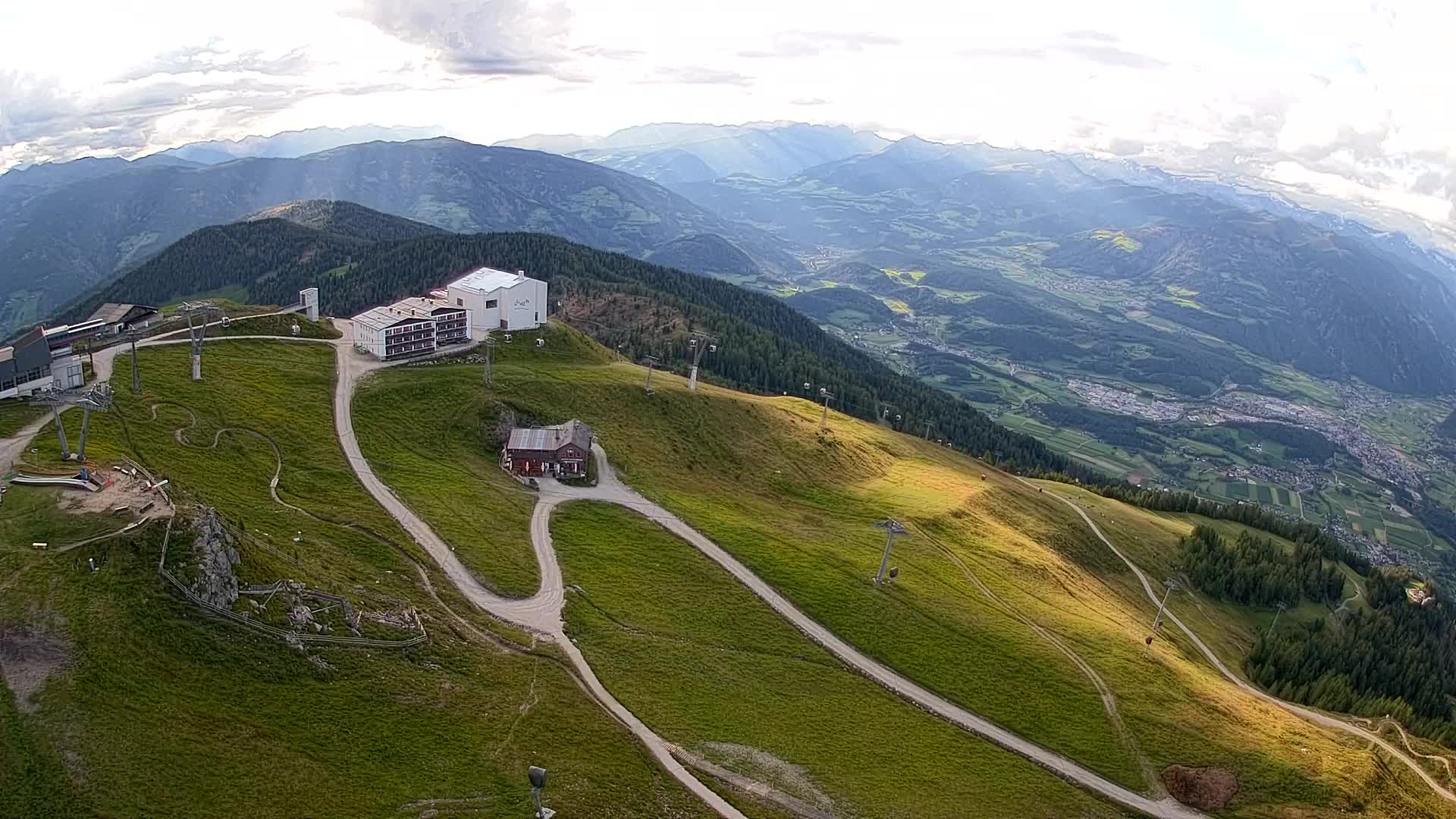 Smučišče Kronplatz – vrh | pogled na Bruneck