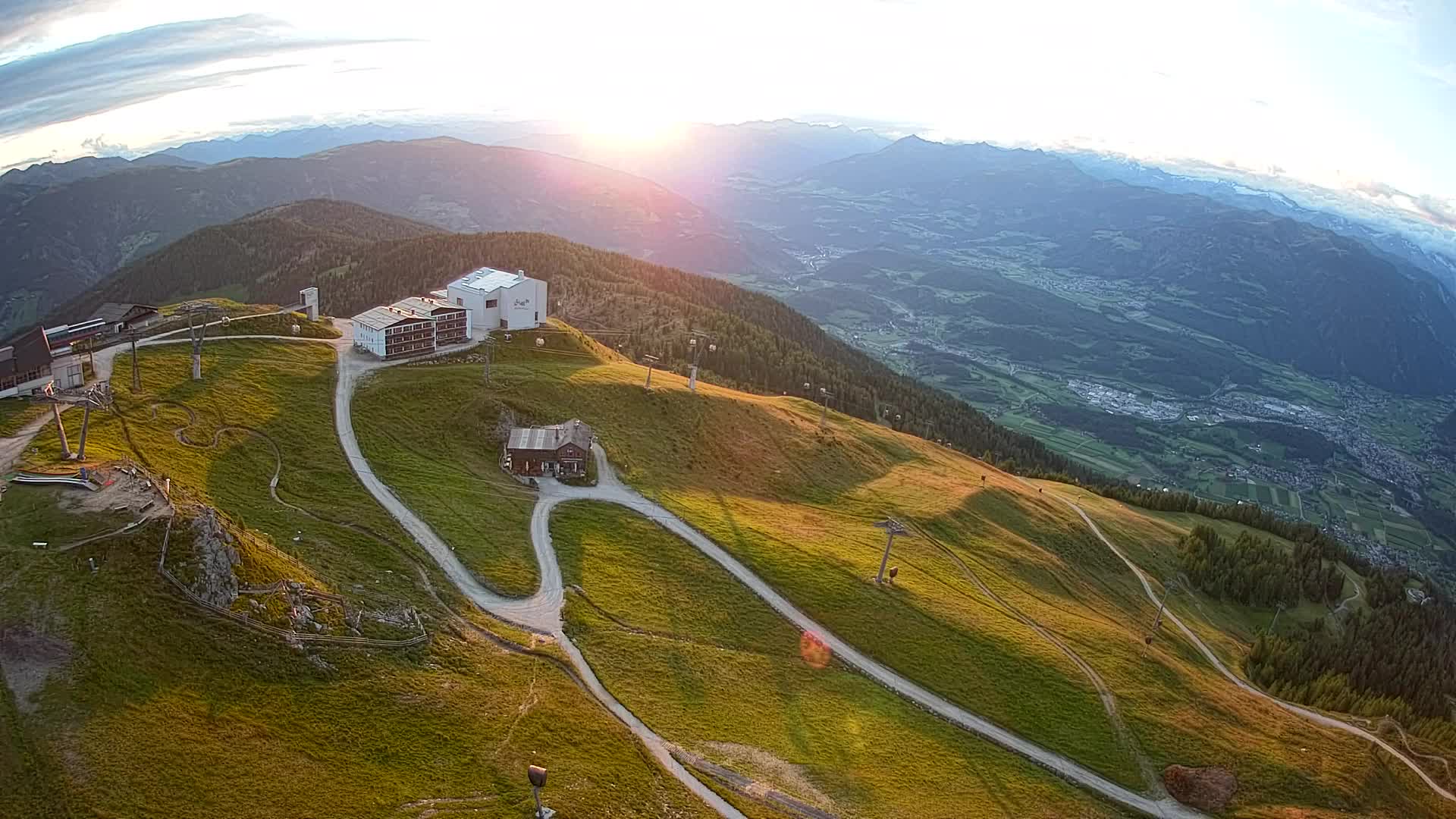Stazione sciistica di Plan de Corones | vista su Brunico