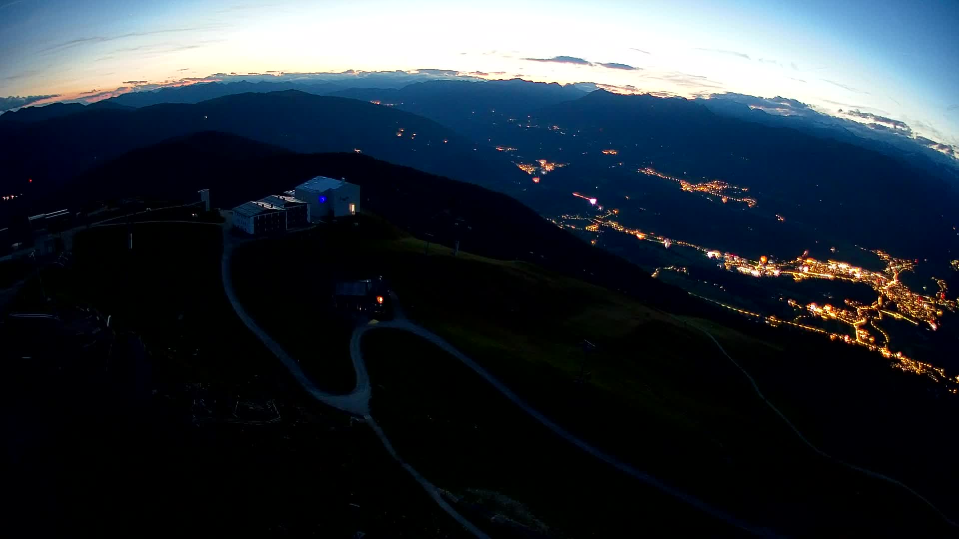 Skigebiet Kronplatz Gipfel | Blick auf Bruneck