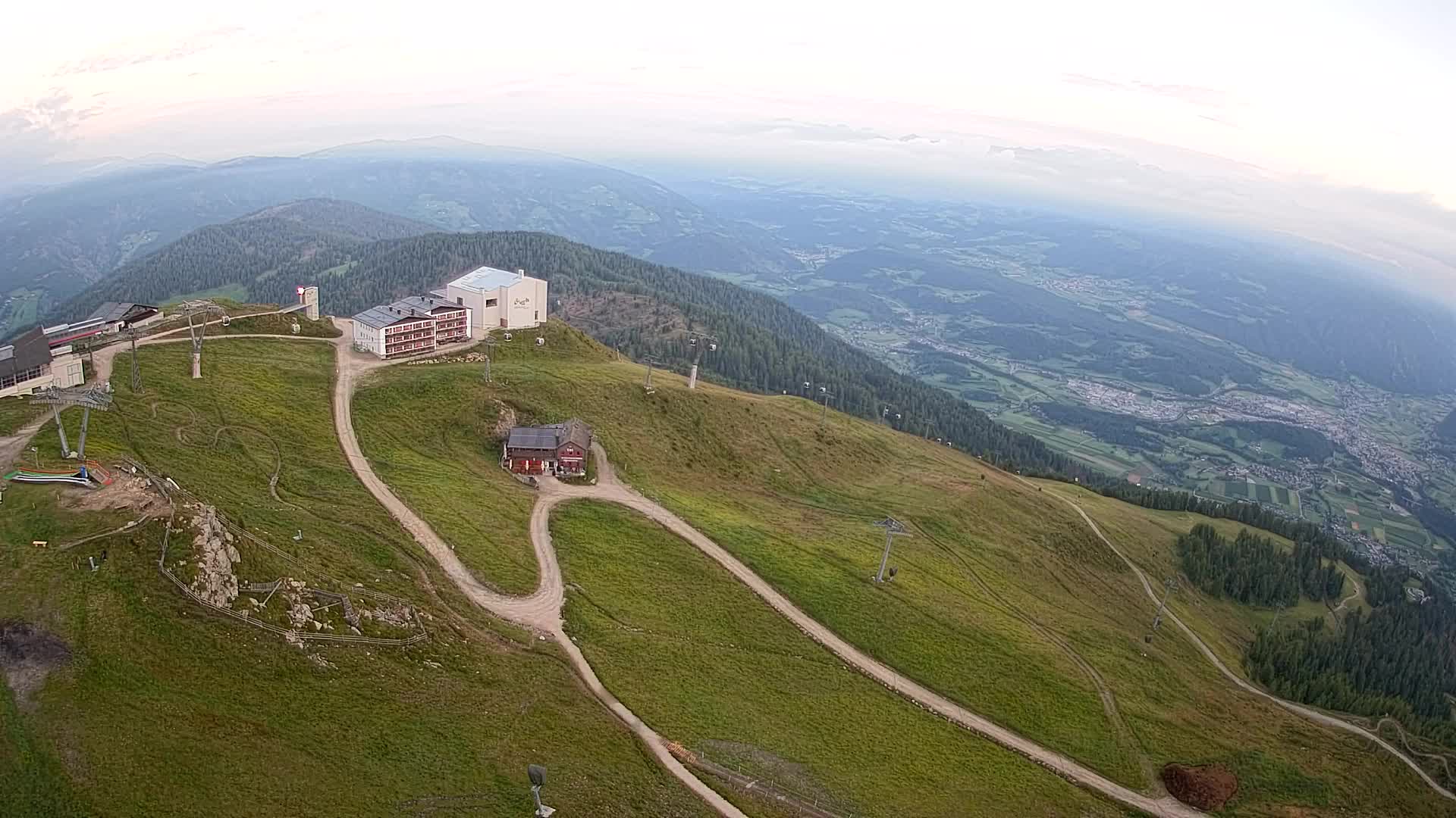 Smučišče Kronplatz – vrh | pogled na Bruneck