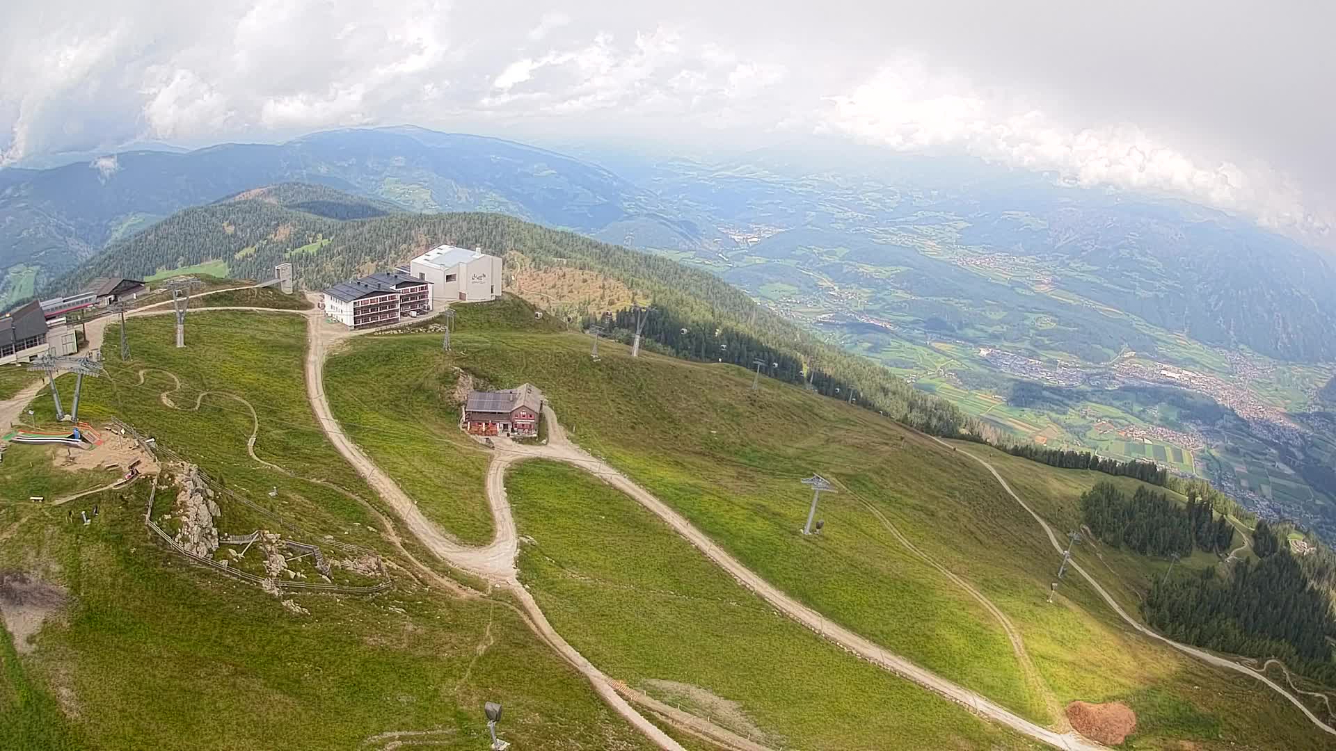 Skigebiet Kronplatz Gipfel | Blick auf Bruneck