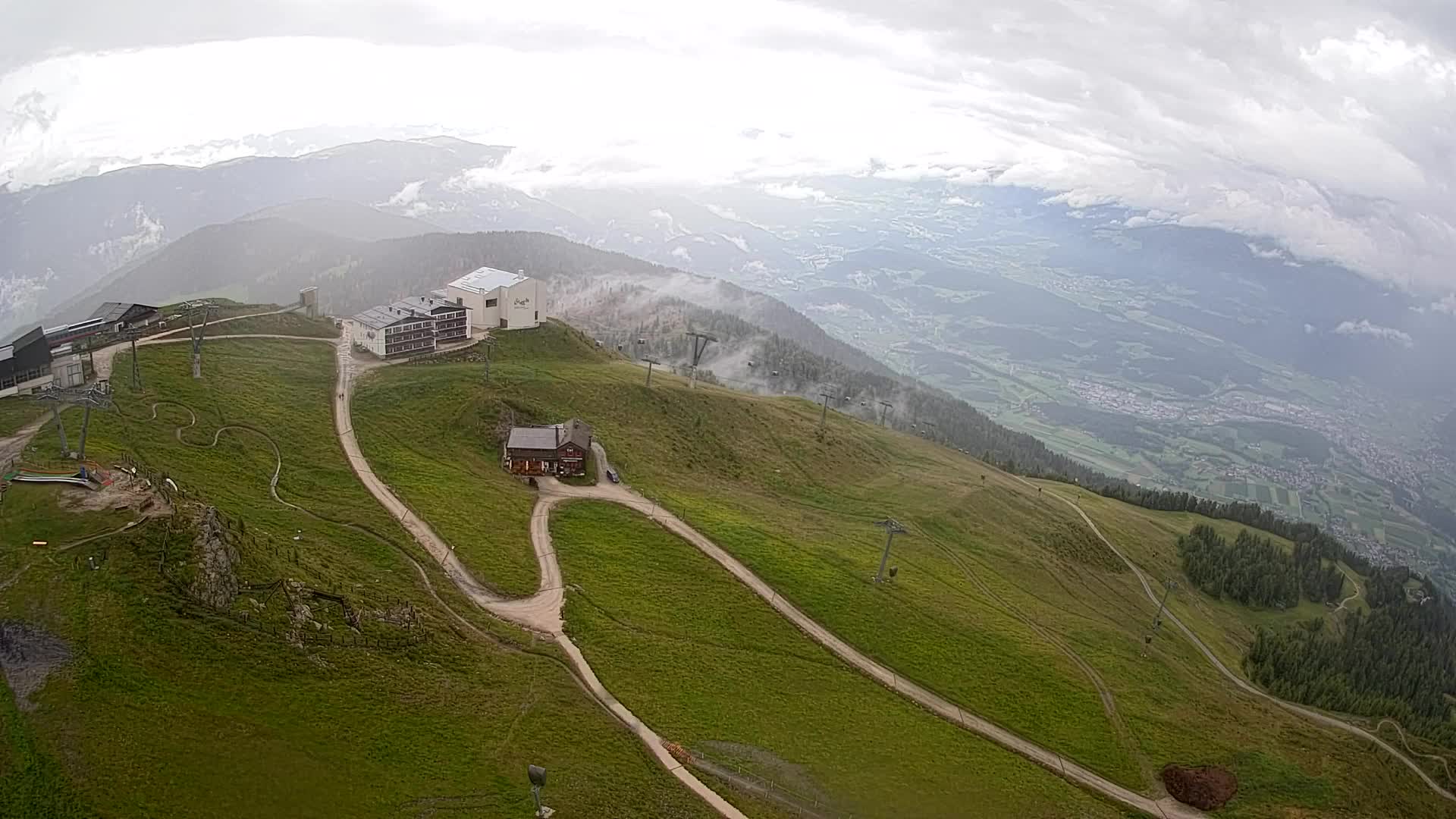 Skigebiet Kronplatz Gipfel | Blick auf Bruneck