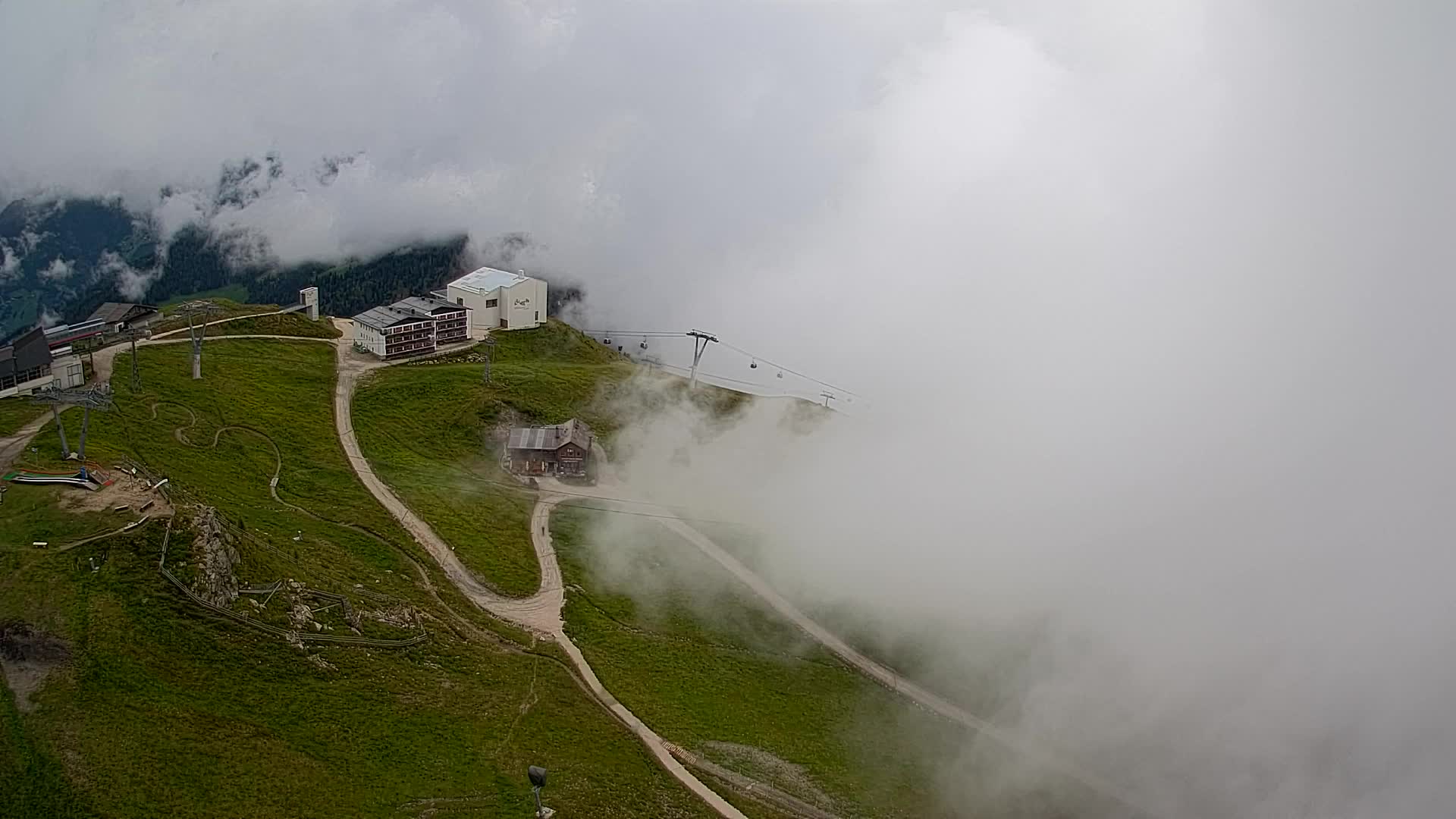 Skigebiet Kronplatz Gipfel | Blick auf Bruneck