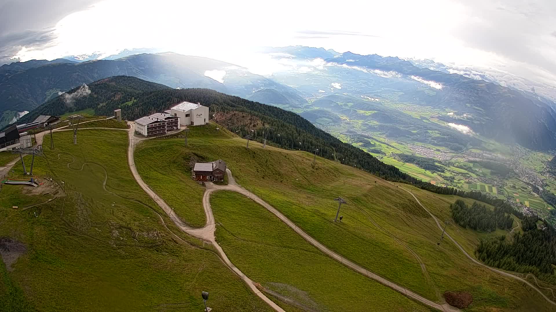 Skigebiet Kronplatz Gipfel | Blick auf Bruneck