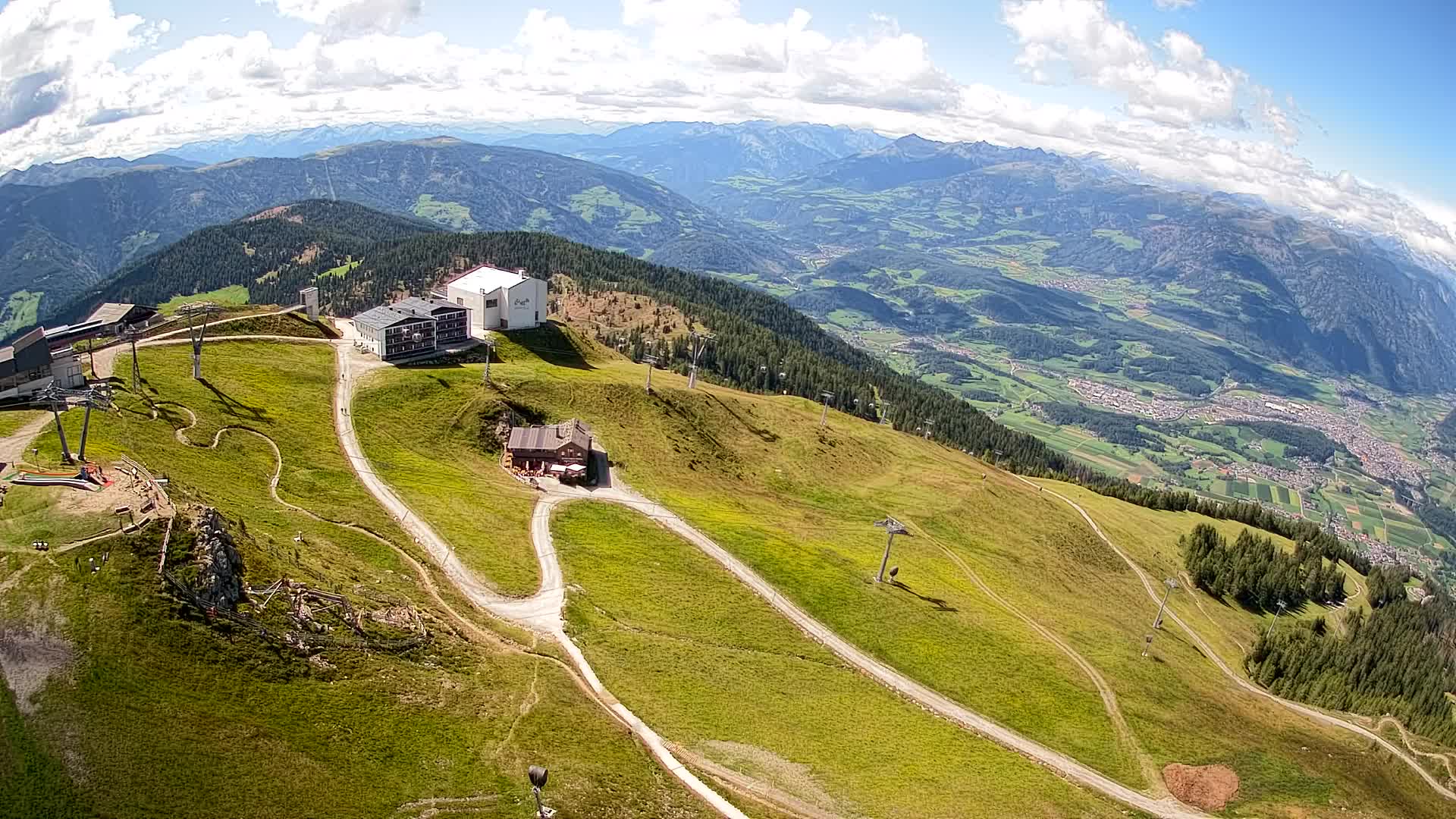 Stazione sciistica di Plan de Corones | vista su Brunico
