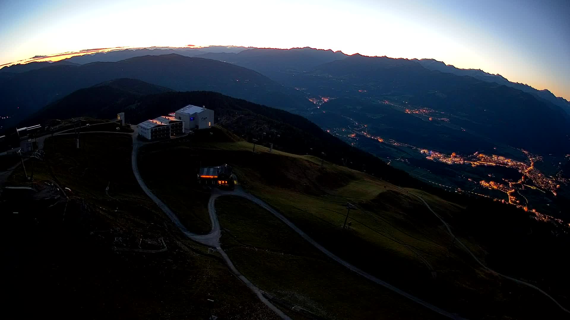 Skigebiet Kronplatz Gipfel | Blick auf Bruneck