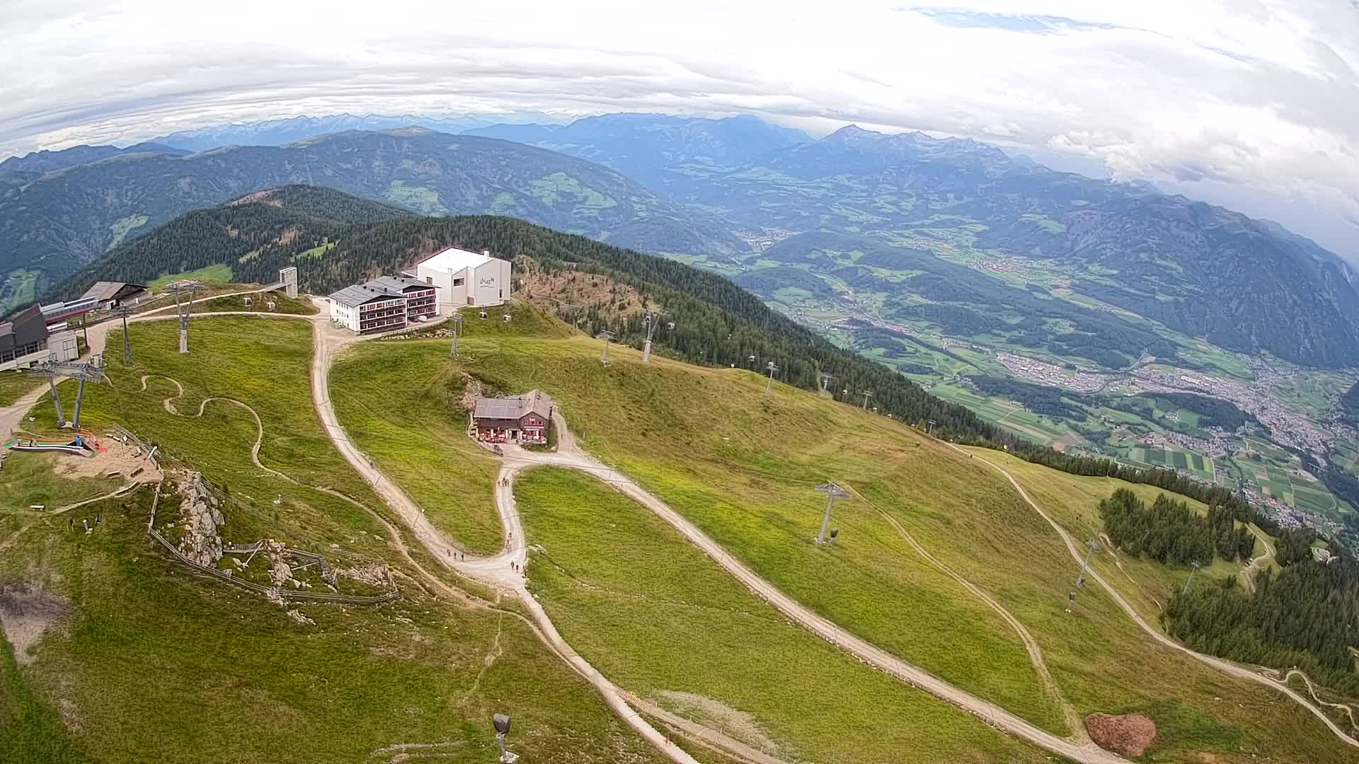 Smučišče Kronplatz – vrh | pogled na Bruneck