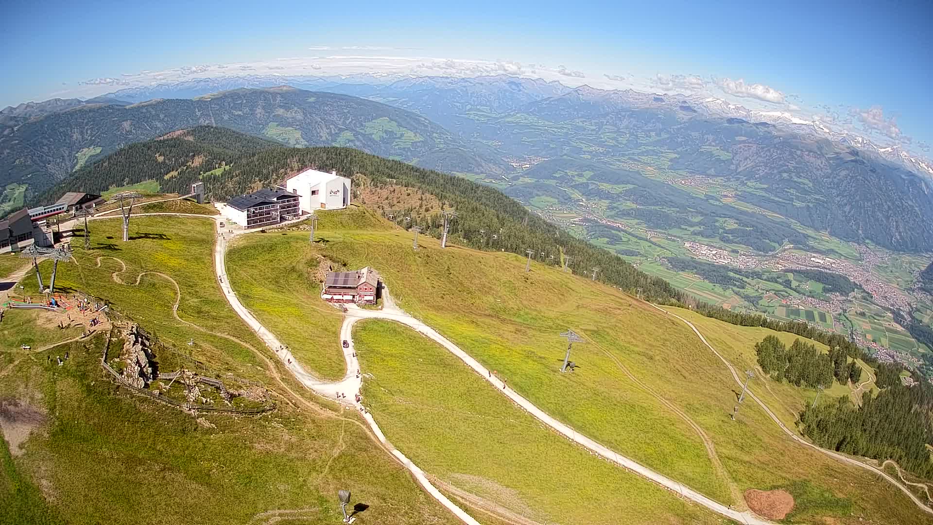 Stazione sciistica di Plan de Corones | vista su Brunico