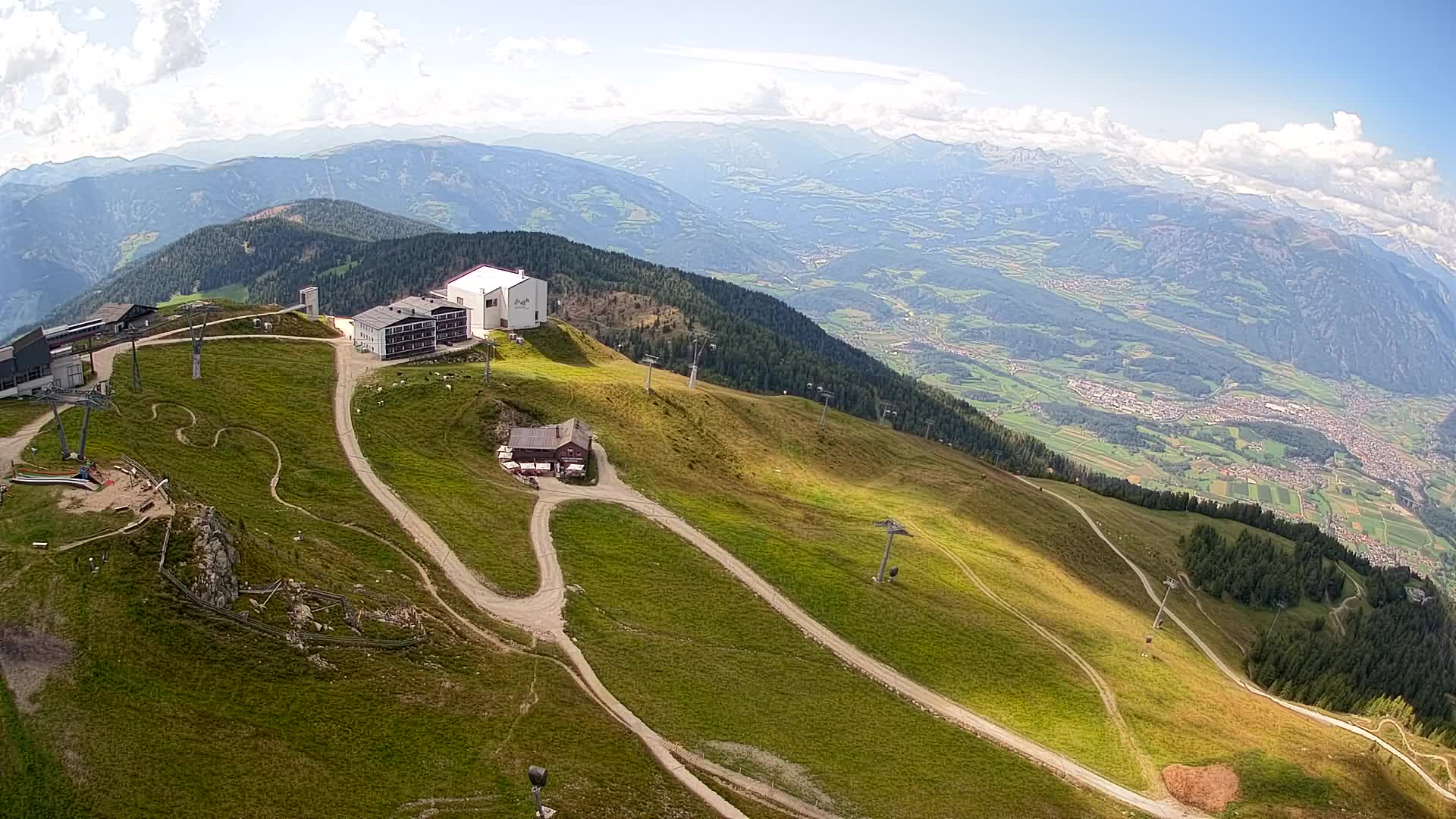 Stazione sciistica di Plan de Corones | vista su Brunico