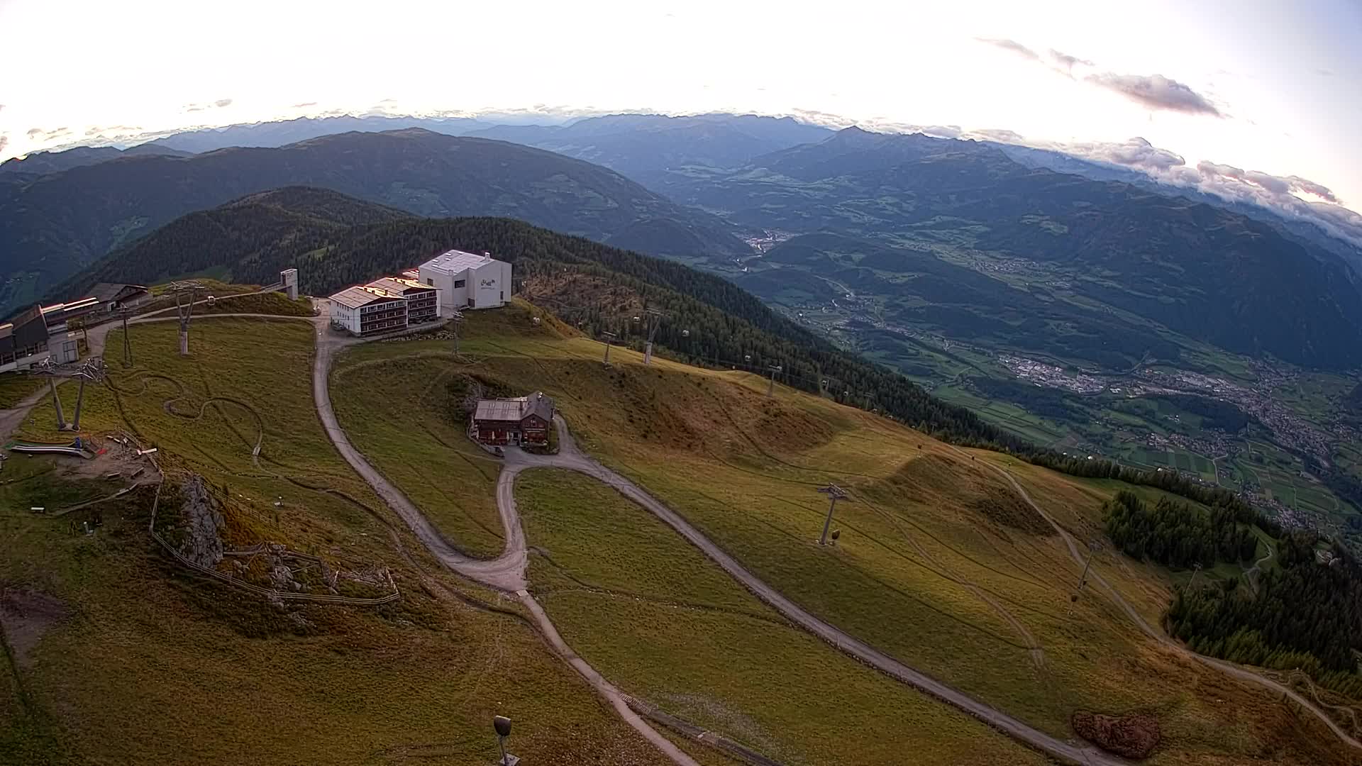 Smučišče Kronplatz – vrh | pogled na Bruneck