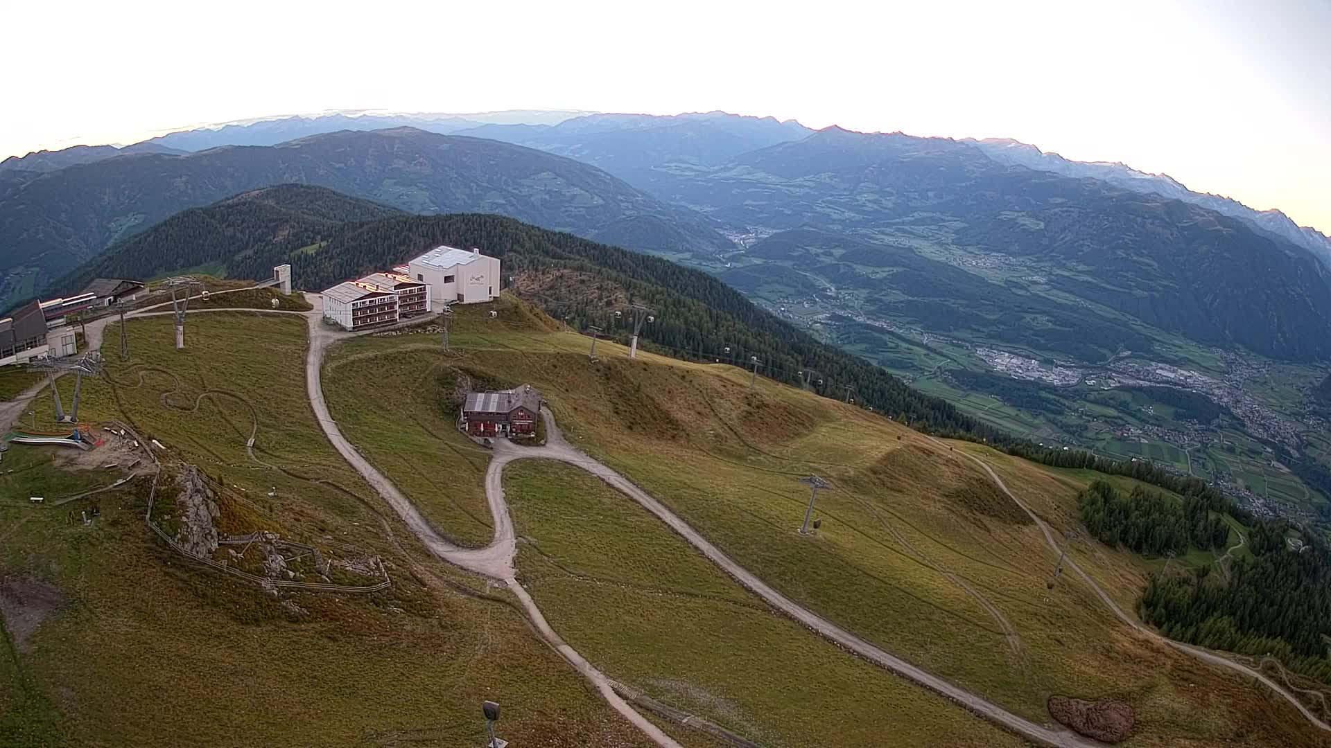 Skigebiet Kronplatz Gipfel | Blick auf Bruneck