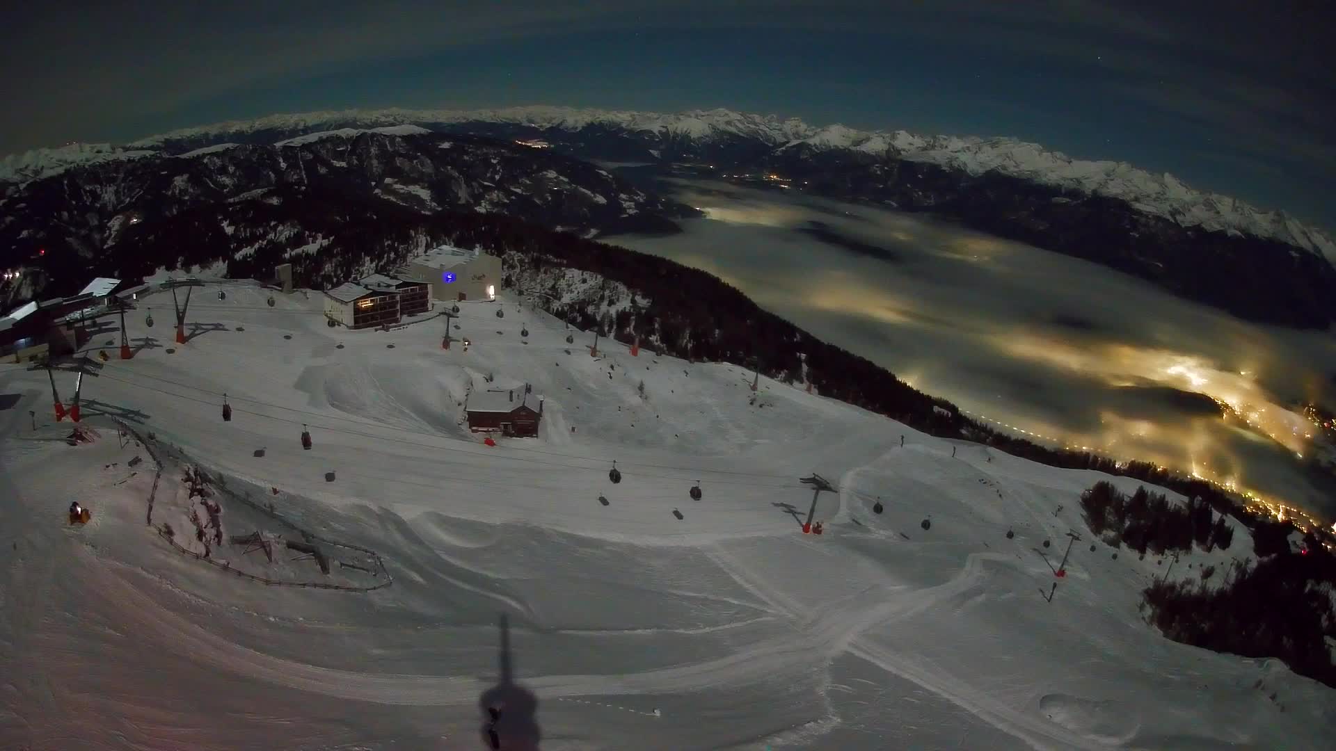Skigebiet Kronplatz Gipfel | Blick auf Bruneck