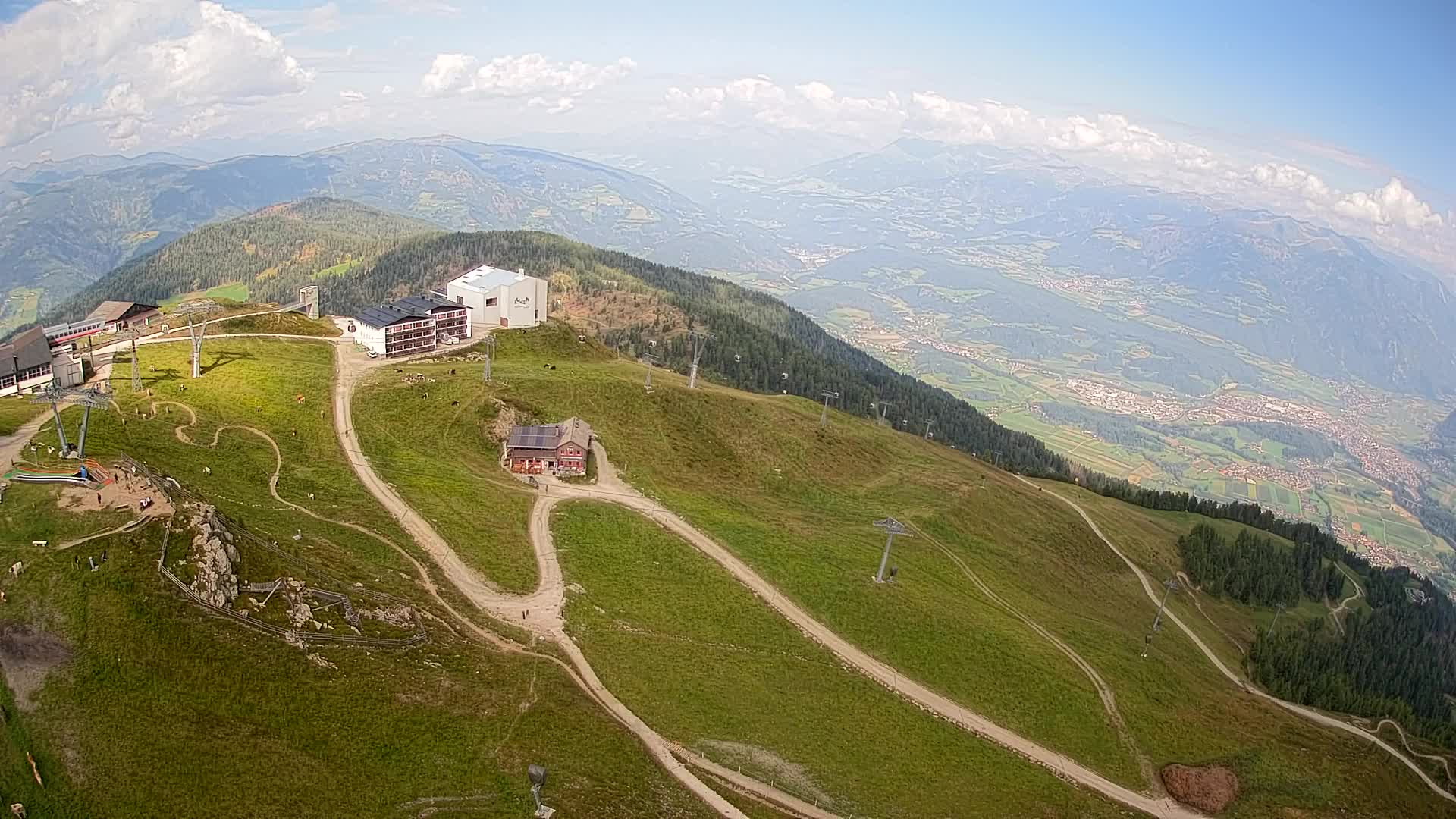 Stazione sciistica di Plan de Corones | vista su Brunico