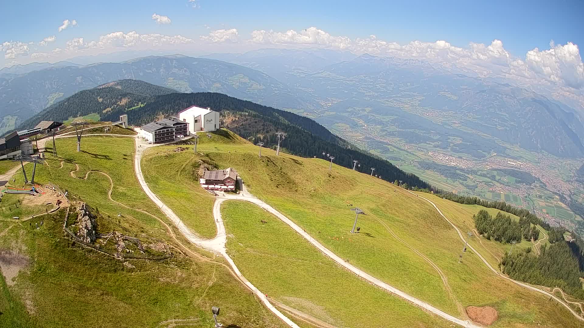 Stazione sciistica di Plan de Corones | vista su Brunico