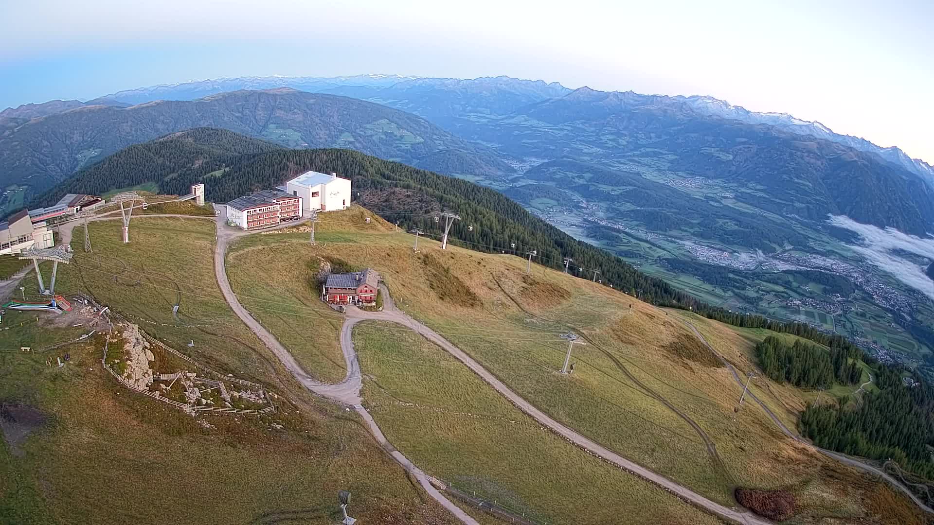 Stazione sciistica di Plan de Corones | vista su Brunico