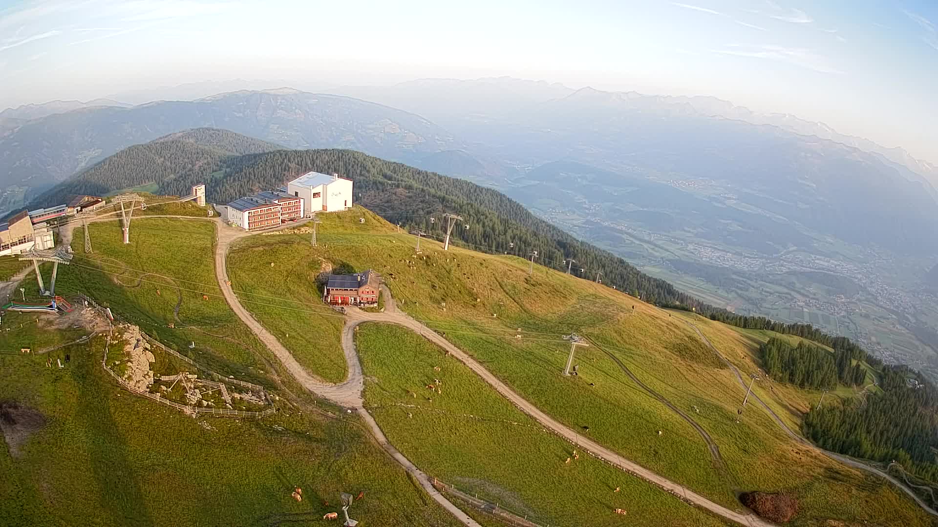 Skigebiet Kronplatz Gipfel | Blick auf Bruneck