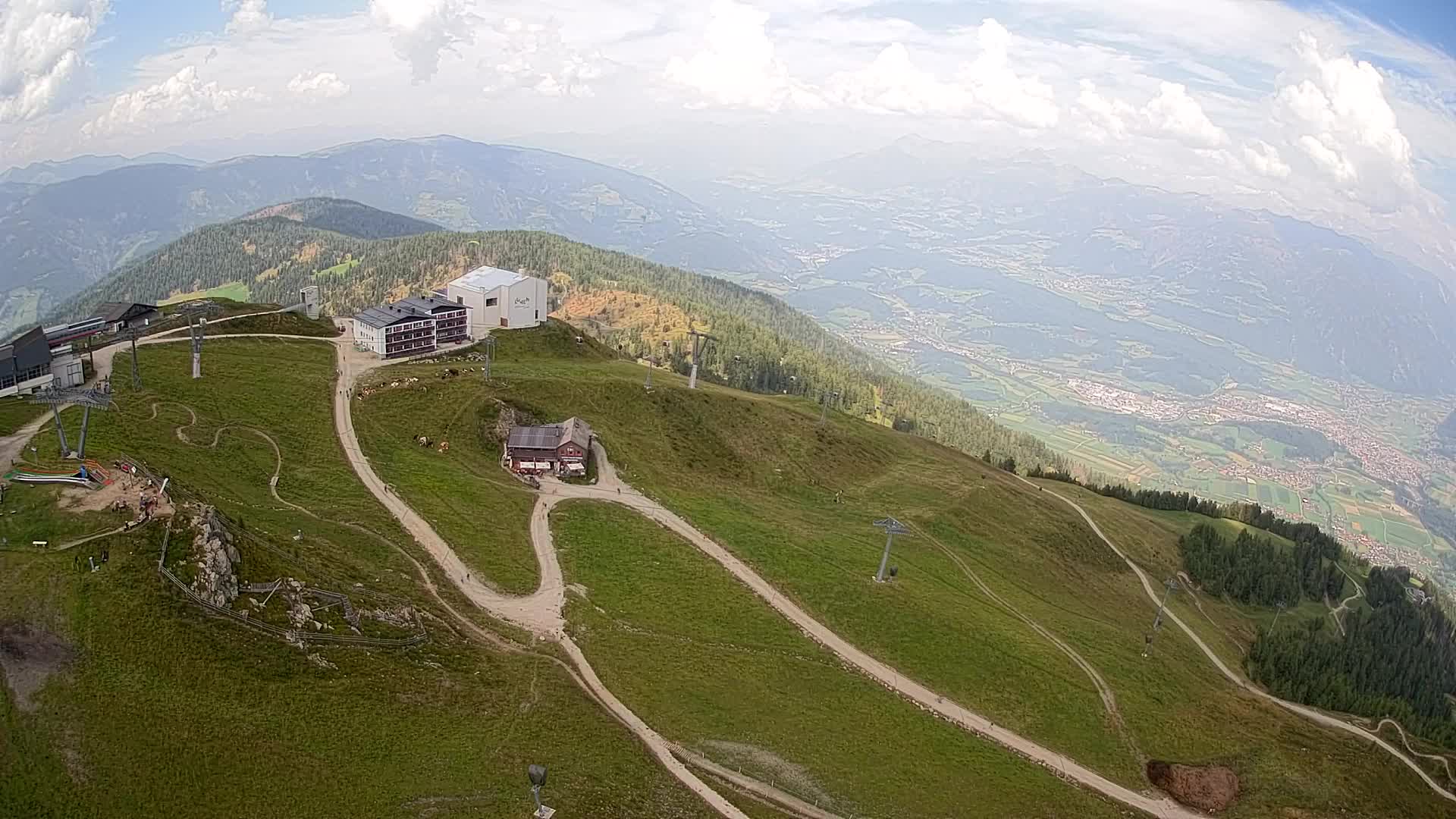 Cima estación de esquí Kronplatz | vista hacia Brunico