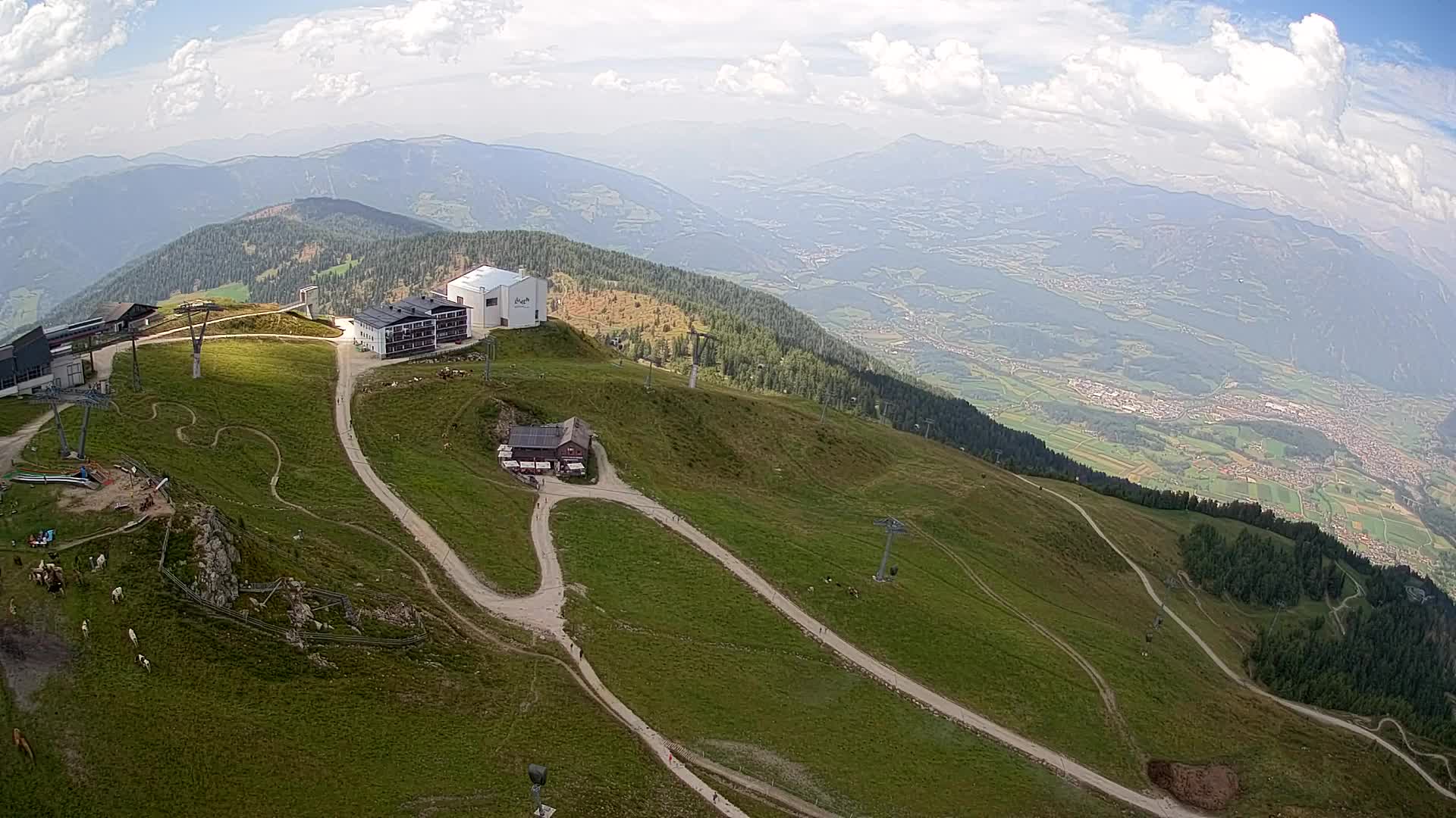 Cima estación de esquí Kronplatz | vista hacia Brunico