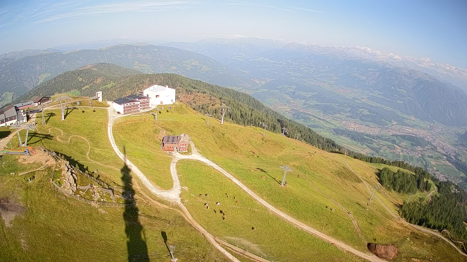 Cima estación de esquí Kronplatz | vista hacia Brunico