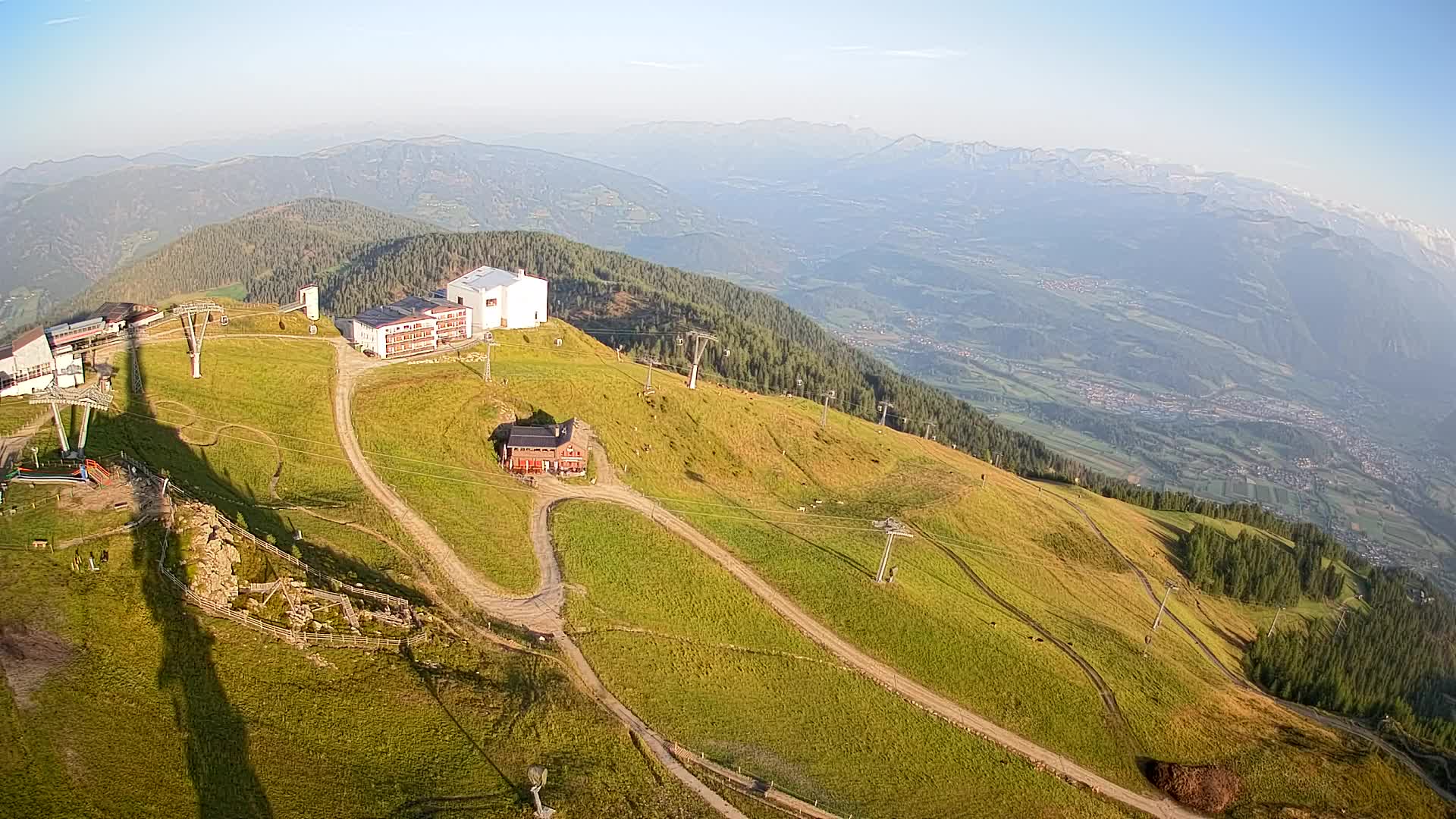 Skigebiet Kronplatz Gipfel | Blick auf Bruneck