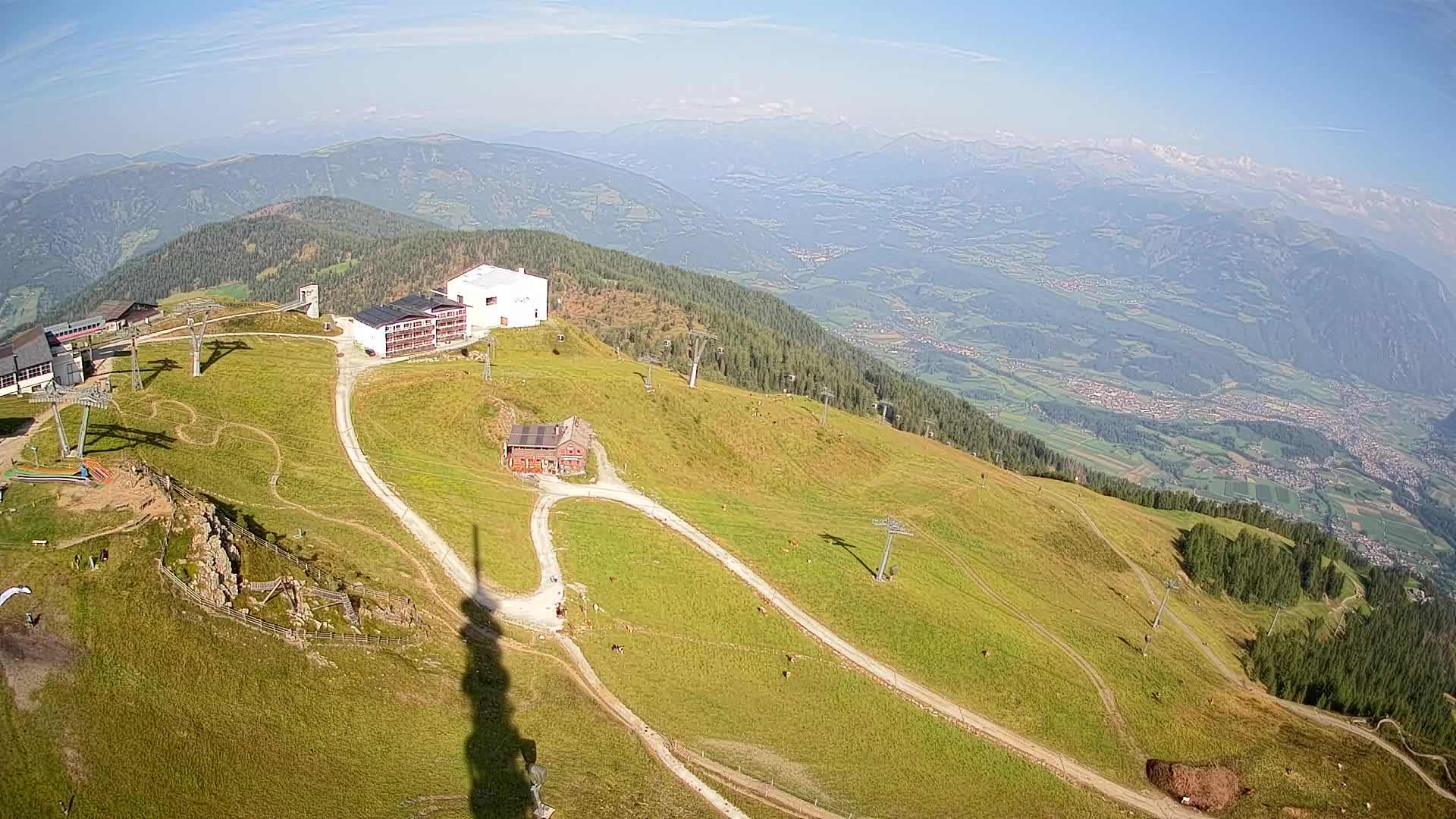 Cima estación de esquí Kronplatz | vista hacia Brunico