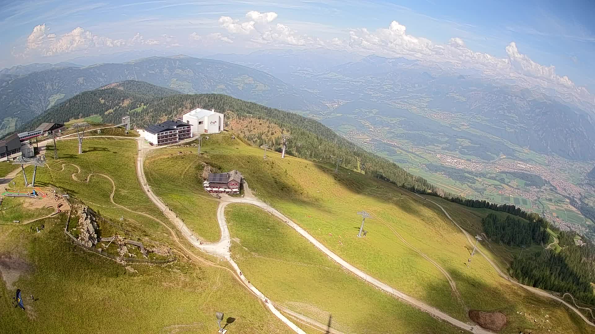 Cima estación de esquí Kronplatz | vista hacia Brunico