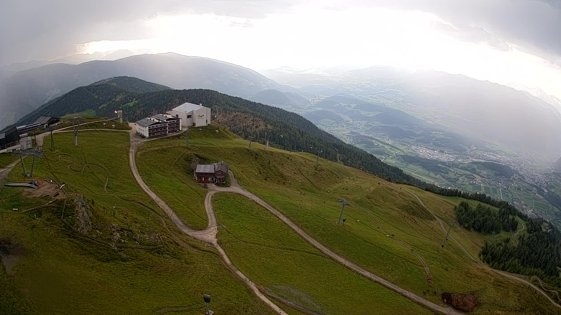 Station de ski Kronplatz sommet | vue sur Brunico