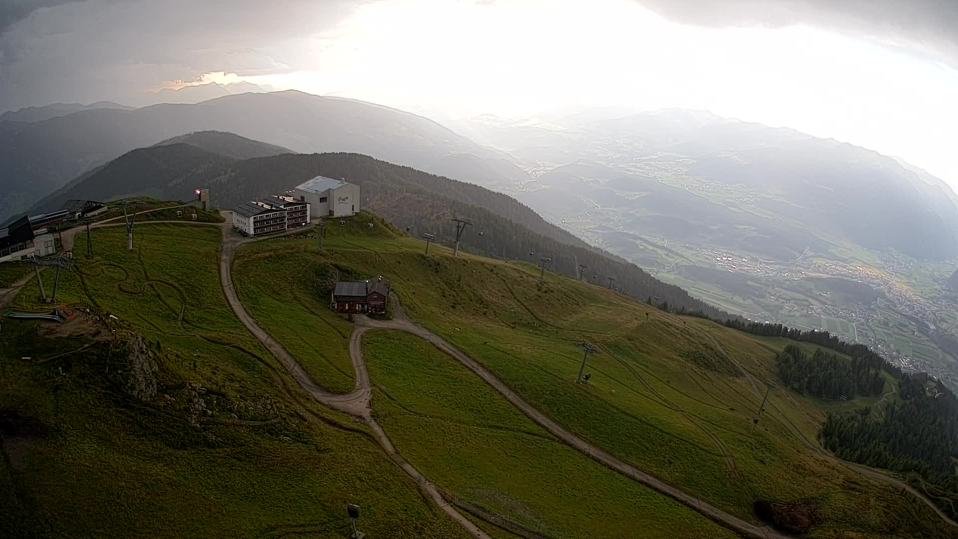 Station de ski Kronplatz sommet | vue sur Brunico