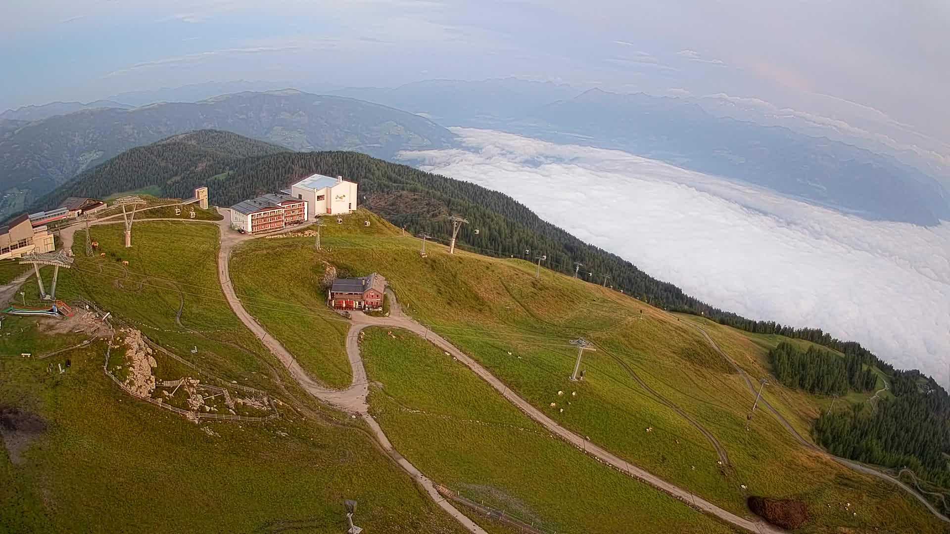 Smučišče Kronplatz – vrh | pogled na Bruneck