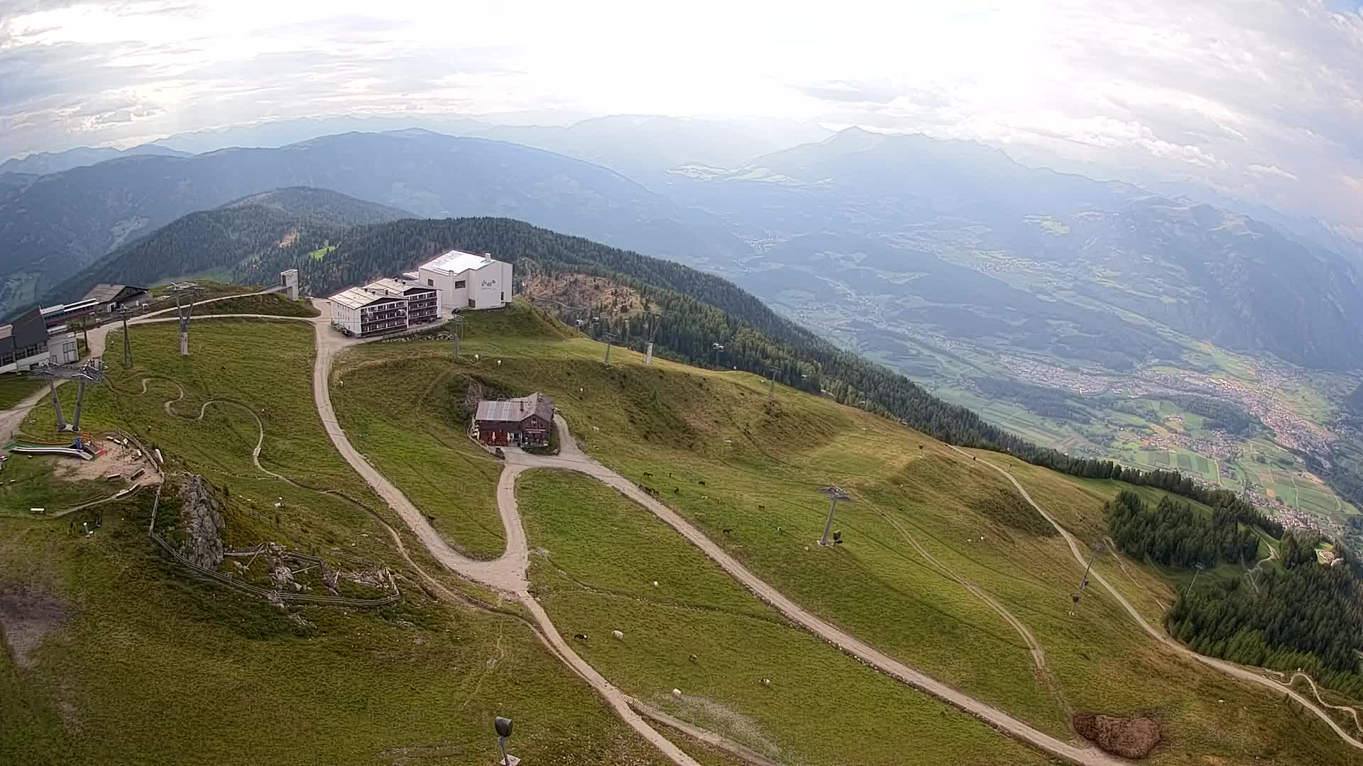 Stazione sciistica di Plan de Corones | vista su Brunico