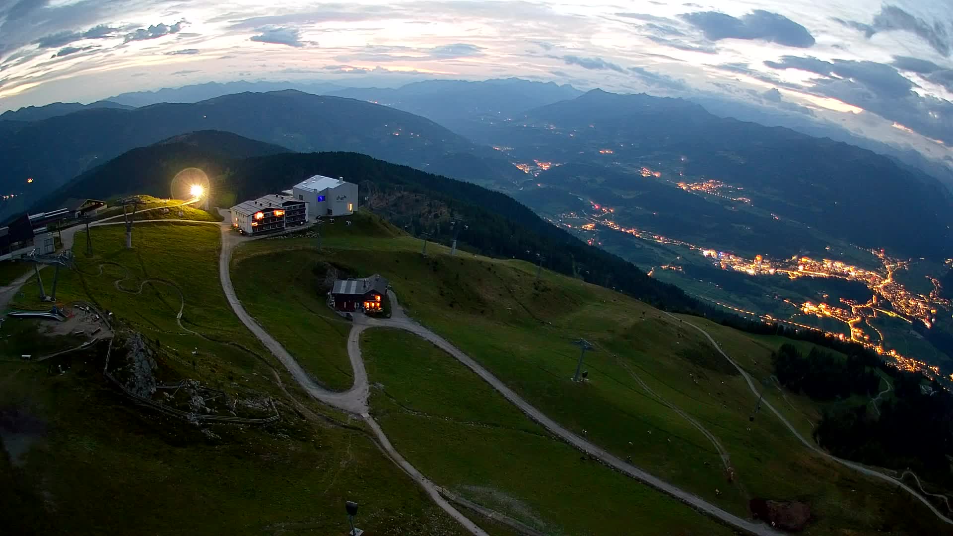 Station de ski Kronplatz sommet | vue sur Brunico
