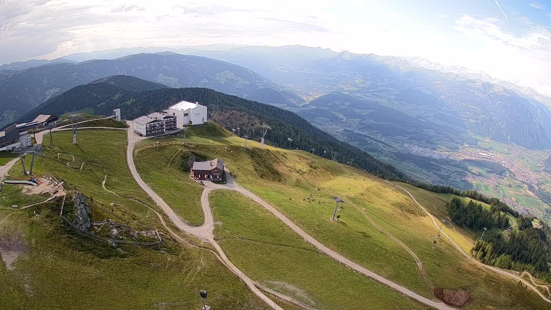 Stazione sciistica di Plan de Corones | vista su Brunico