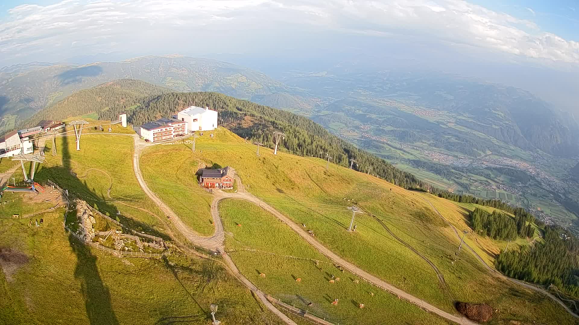 Stazione sciistica di Plan de Corones | vista su Brunico