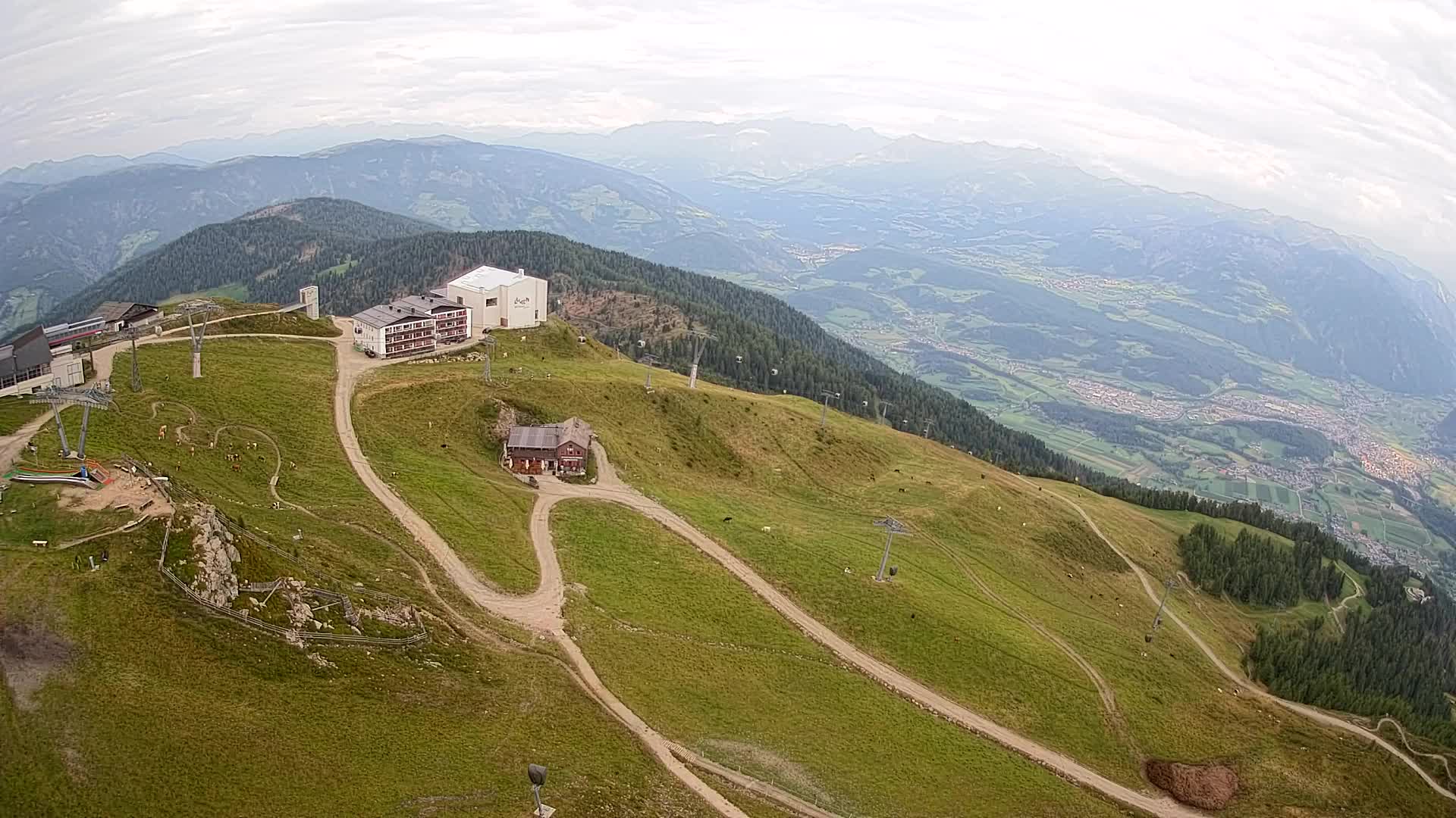 Stazione sciistica di Plan de Corones | vista su Brunico