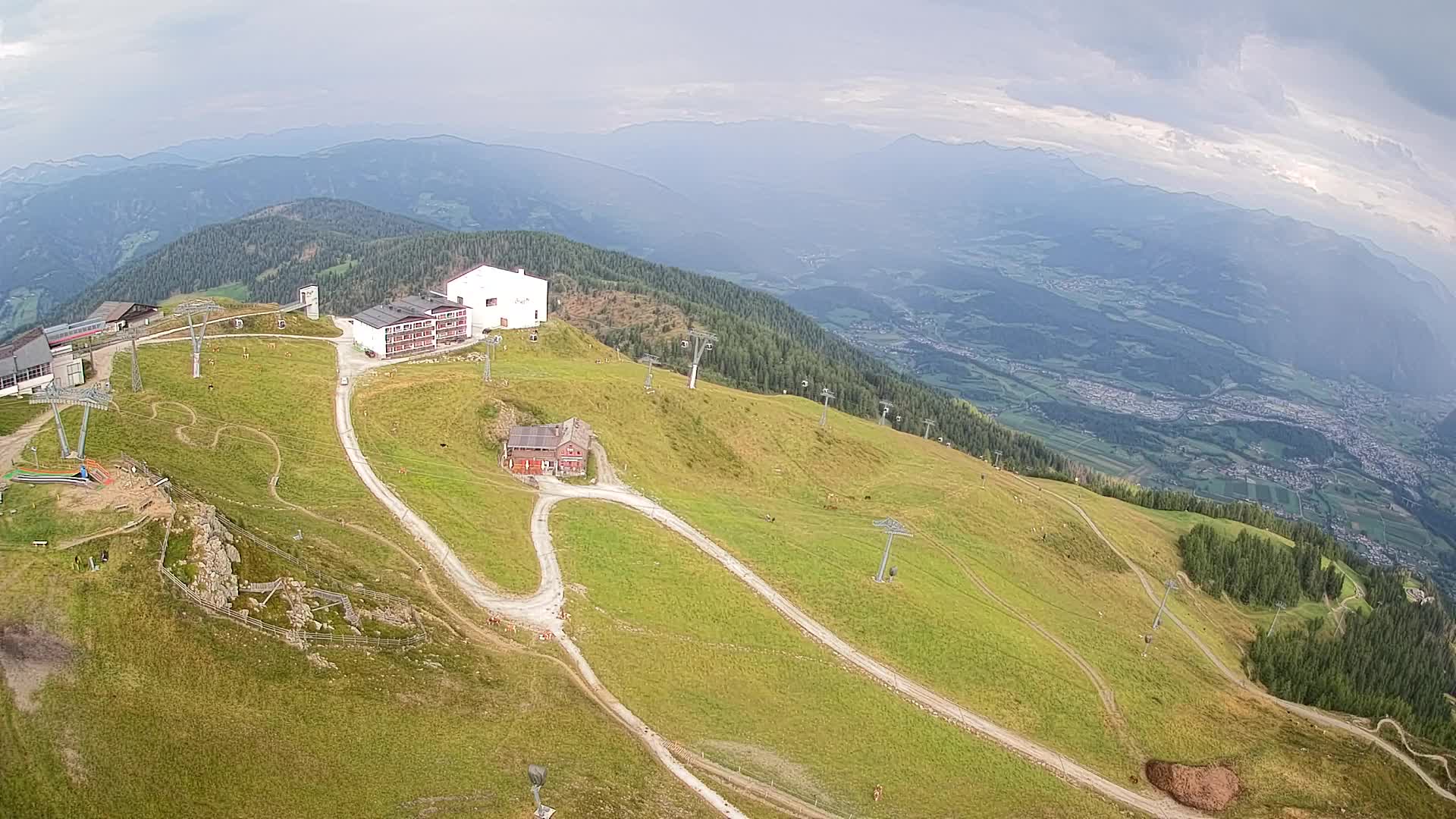 Stazione sciistica di Plan de Corones | vista su Brunico