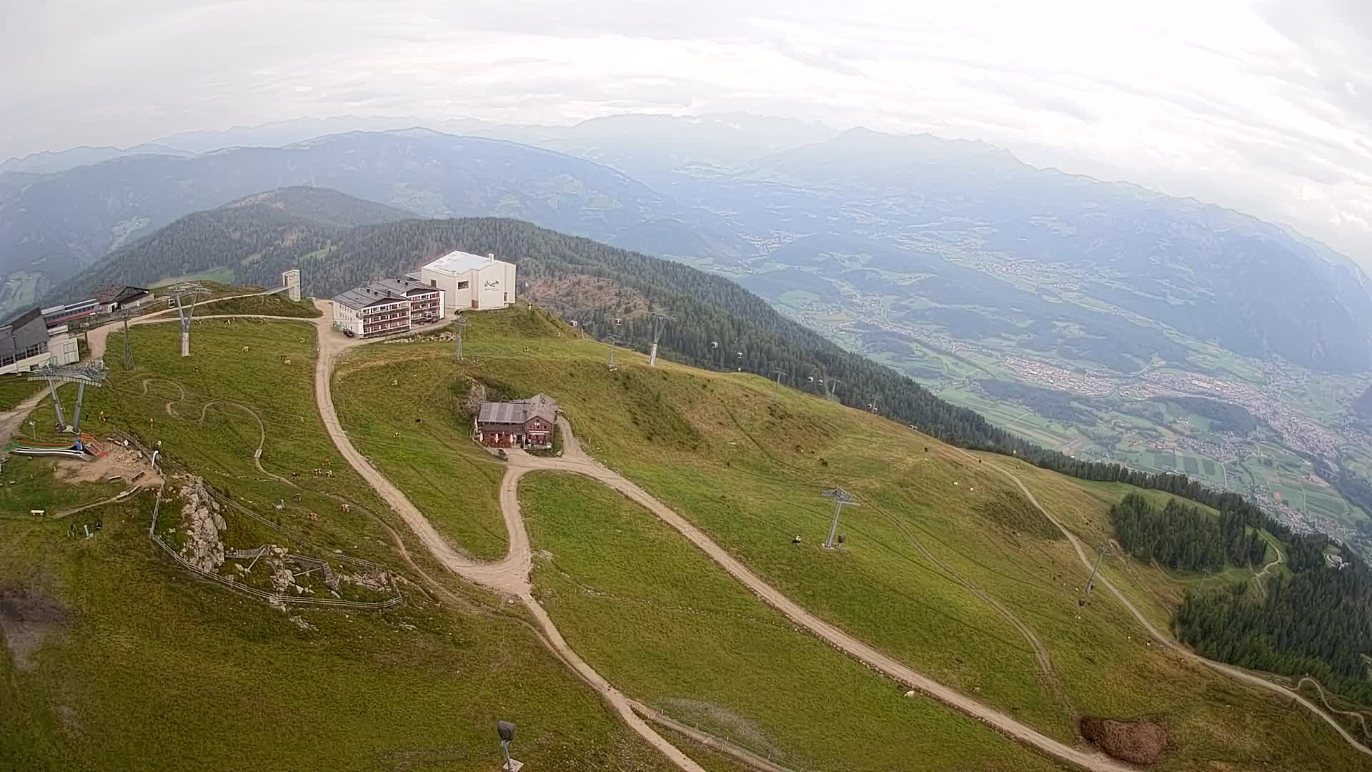 Skigebiet Kronplatz Gipfel | Blick auf Bruneck