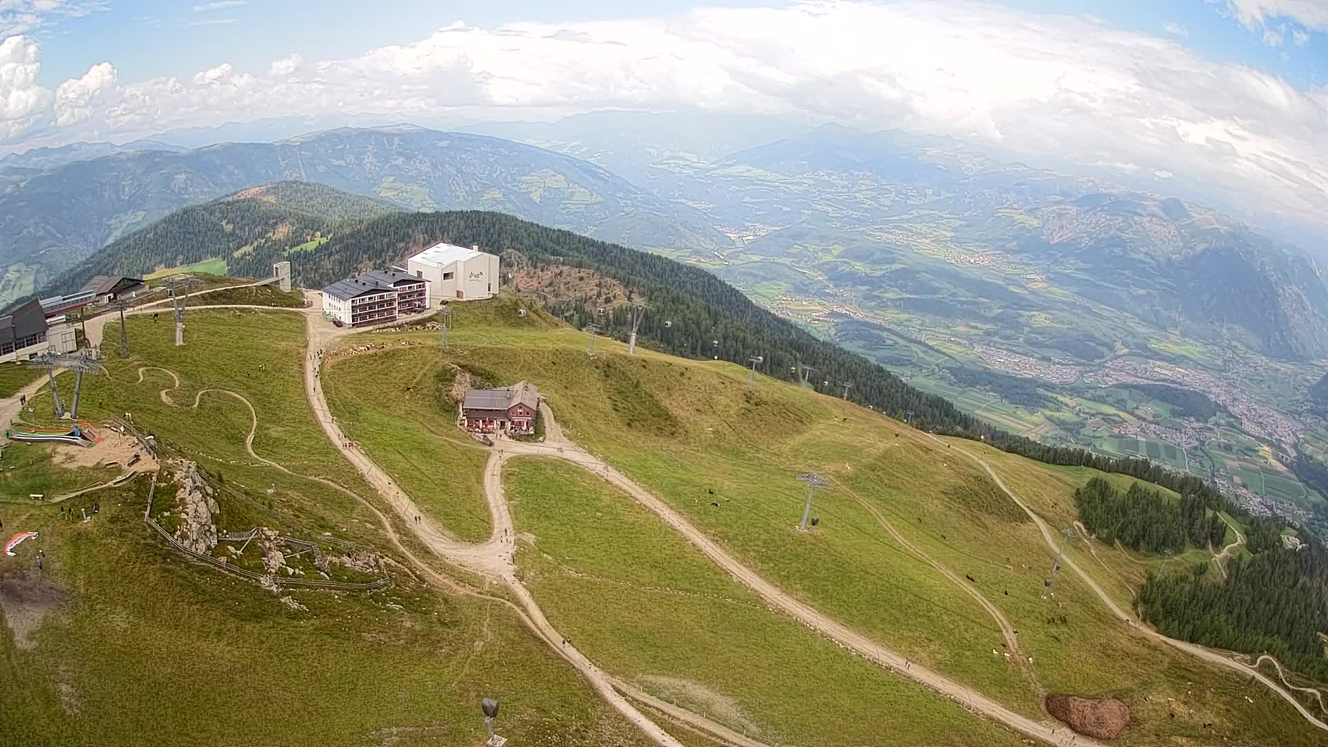 Stazione sciistica di Plan de Corones | vista su Brunico