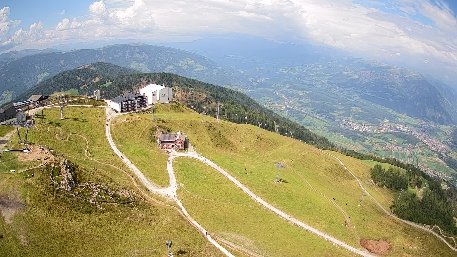 Stazione sciistica di Plan de Corones | vista su Brunico