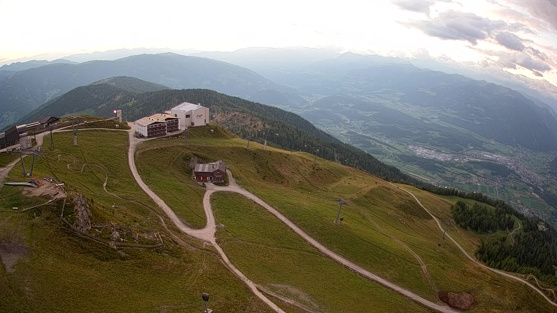 Skigebiet Kronplatz Gipfel | Blick auf Bruneck