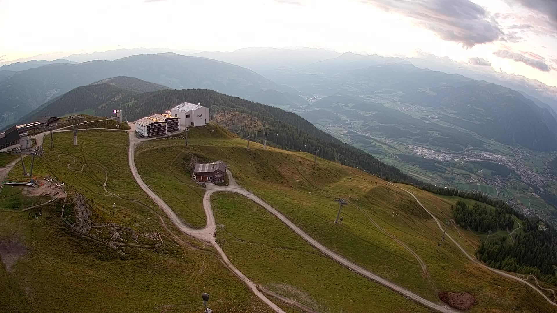 Stazione sciistica di Plan de Corones | vista su Brunico