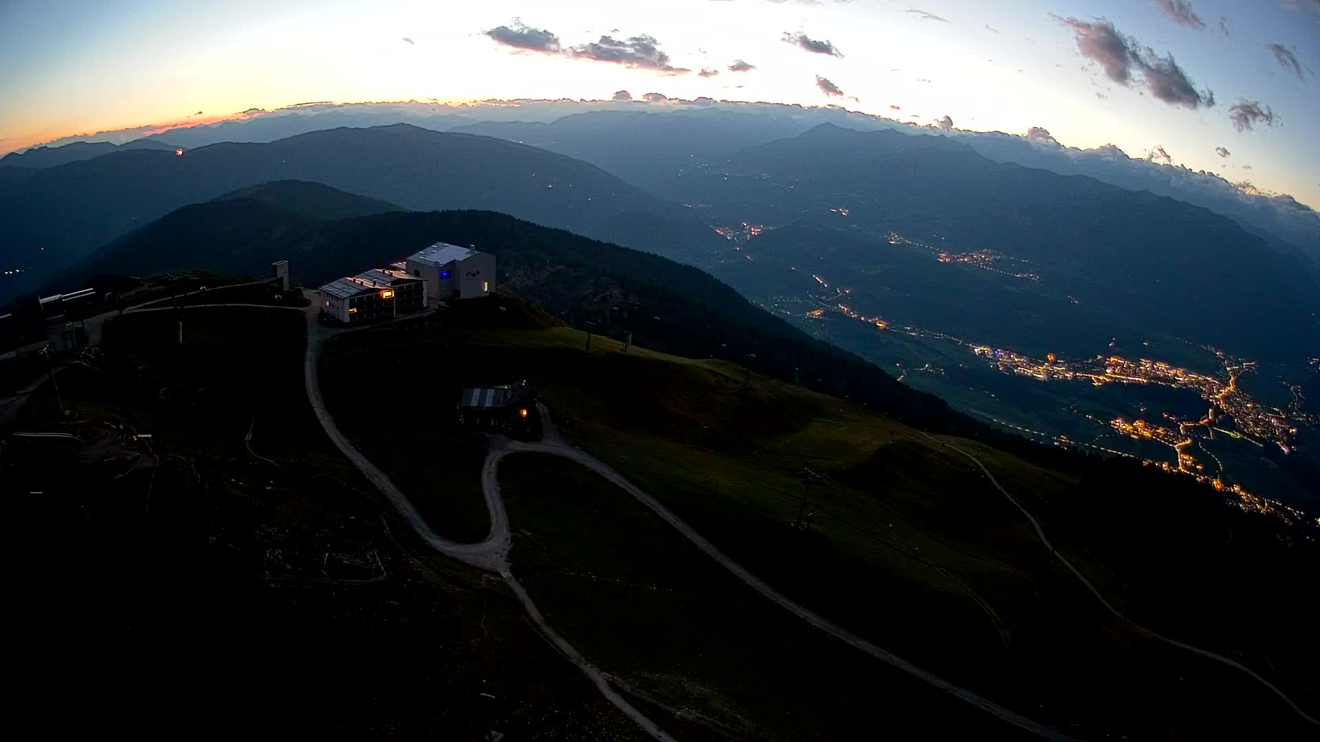 Stazione sciistica di Plan de Corones | vista su Brunico