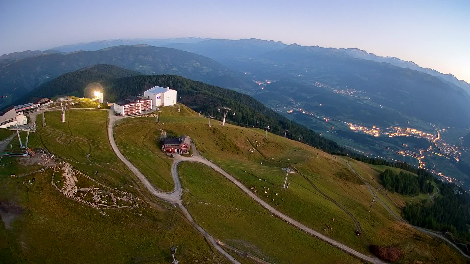 Stazione sciistica di Plan de Corones | vista su Brunico