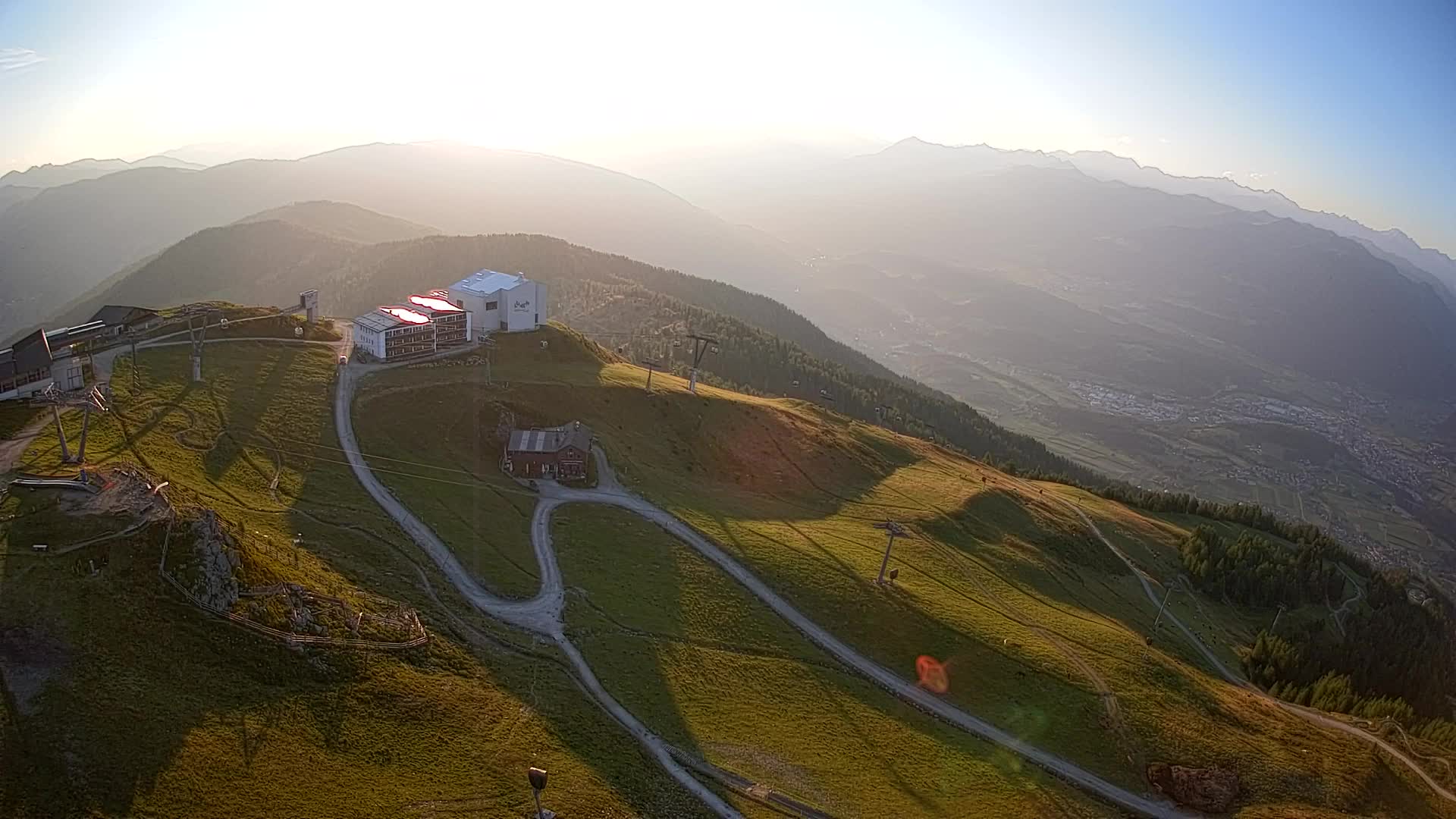 Cima estación de esquí Kronplatz | vista hacia Brunico