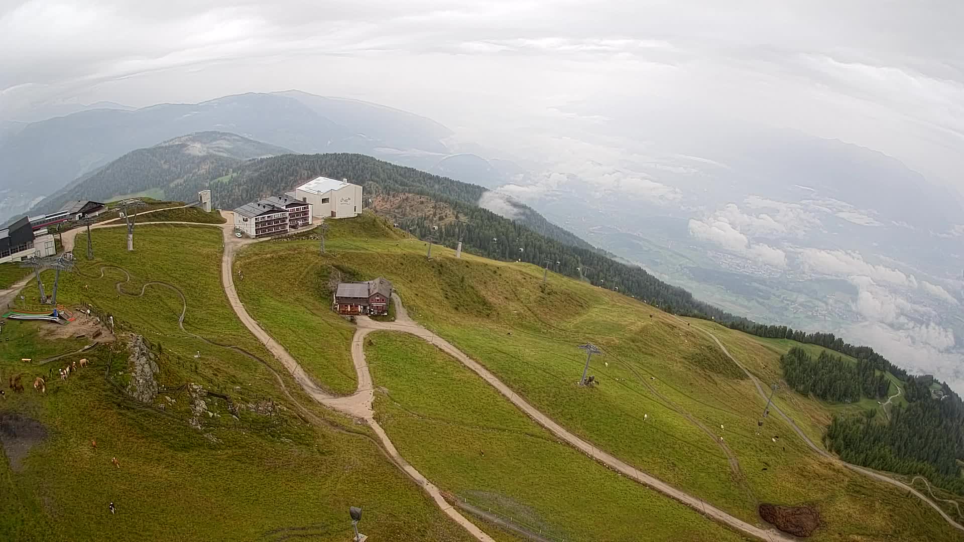 Skigebiet Kronplatz Gipfel | Blick auf Bruneck