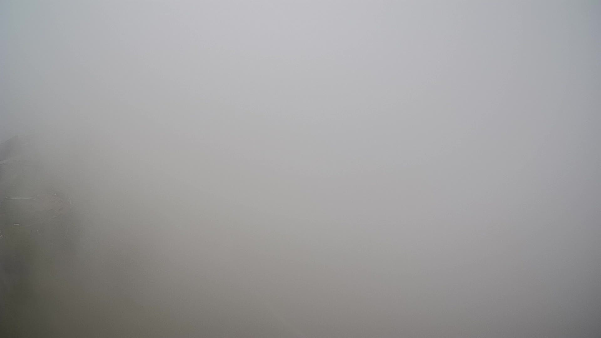 Cima estación de esquí Kronplatz | vista hacia Brunico