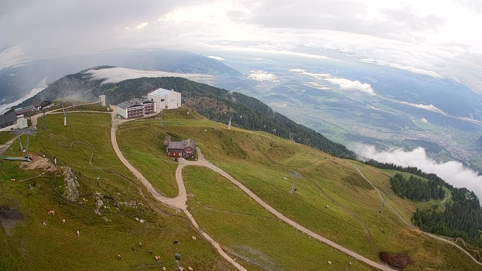 Station de ski Kronplatz sommet | vue sur Brunico
