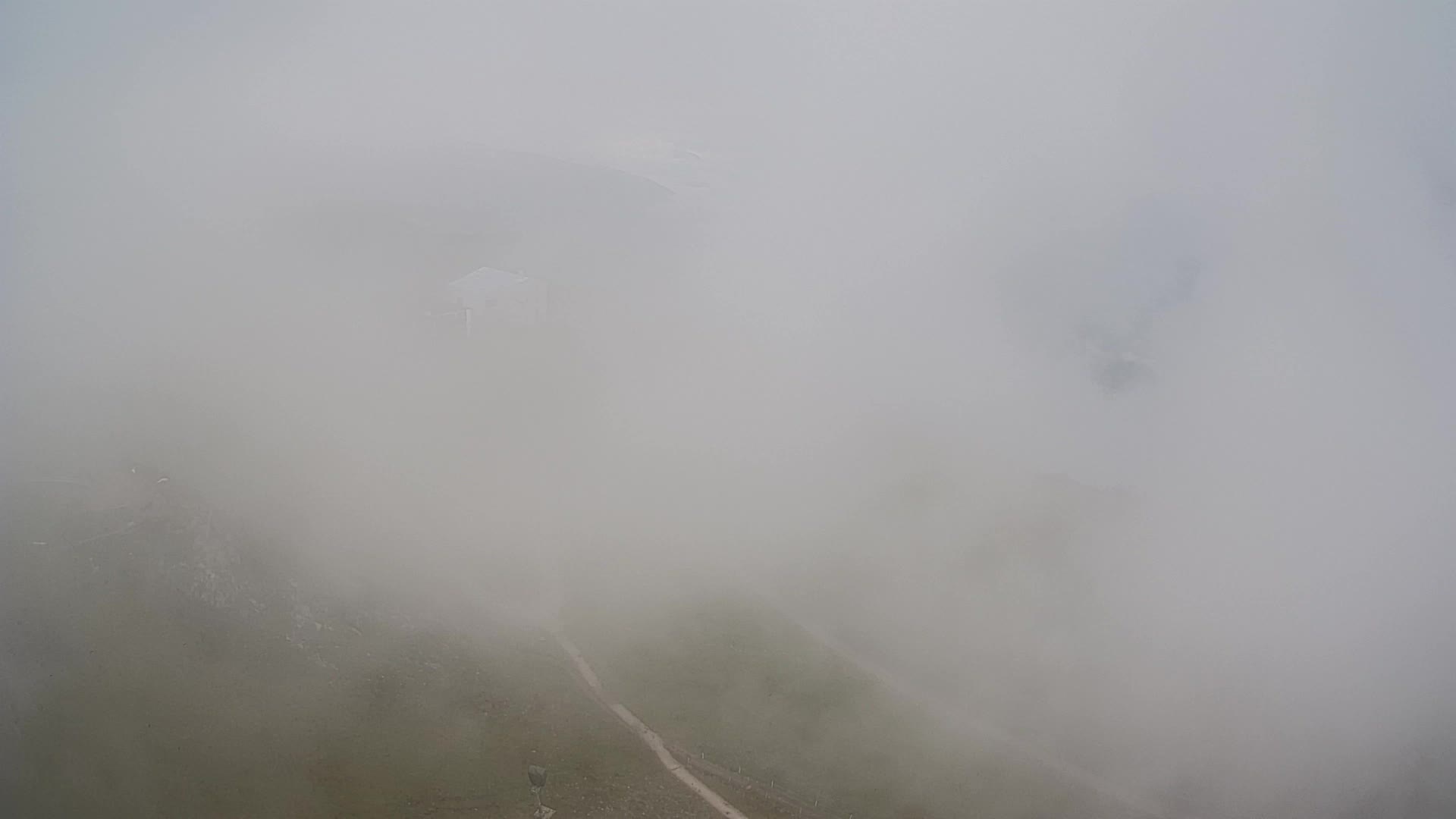 Cima estación de esquí Kronplatz | vista hacia Brunico