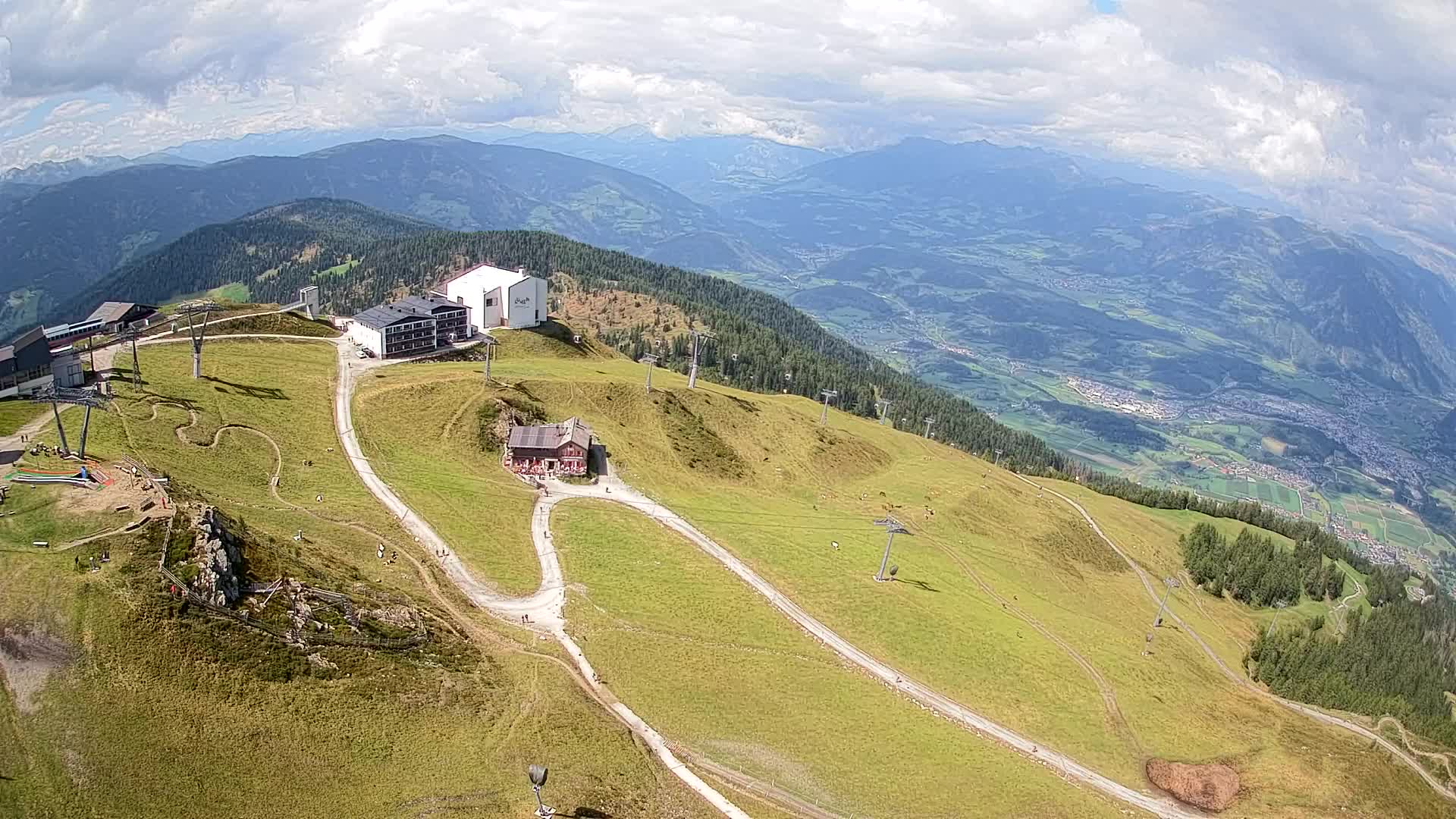 Skigebiet Kronplatz Gipfel | Blick auf Bruneck
